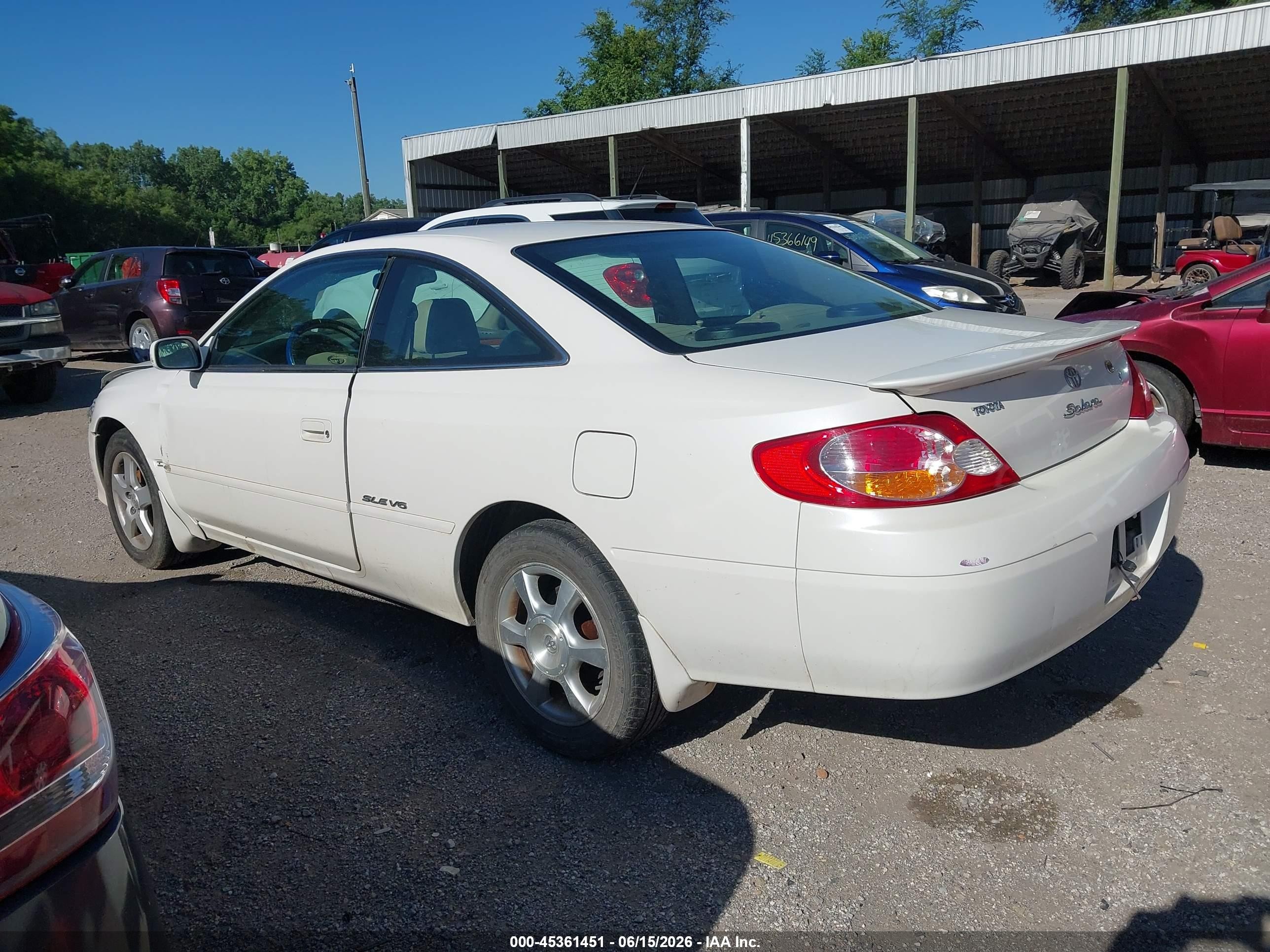 2002 Toyota Camry Solara Sle Белый vin: 2T1CF22P72C598128