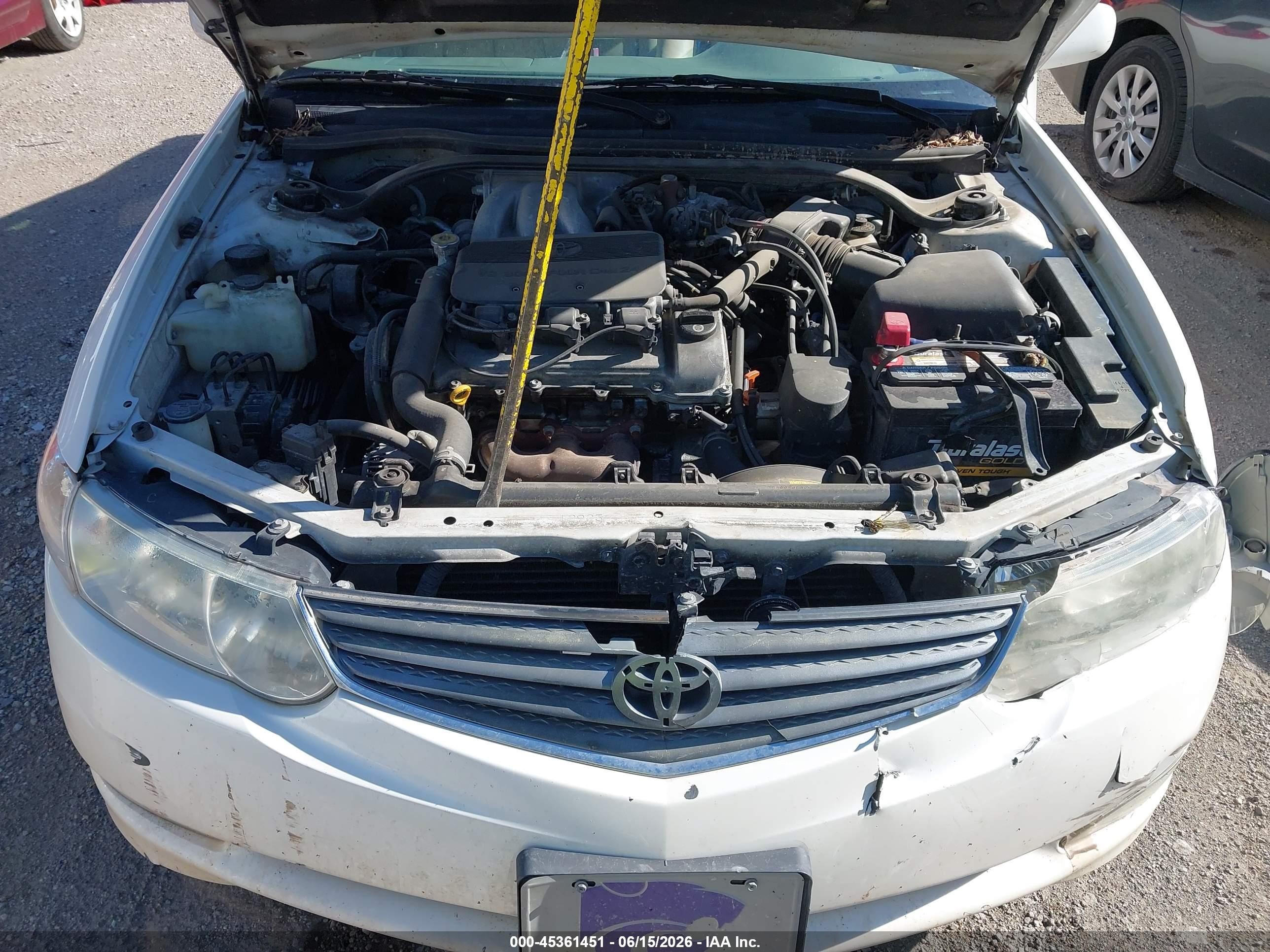 2002 Toyota Camry Solara Sle Белый vin: 2T1CF22P72C598128
