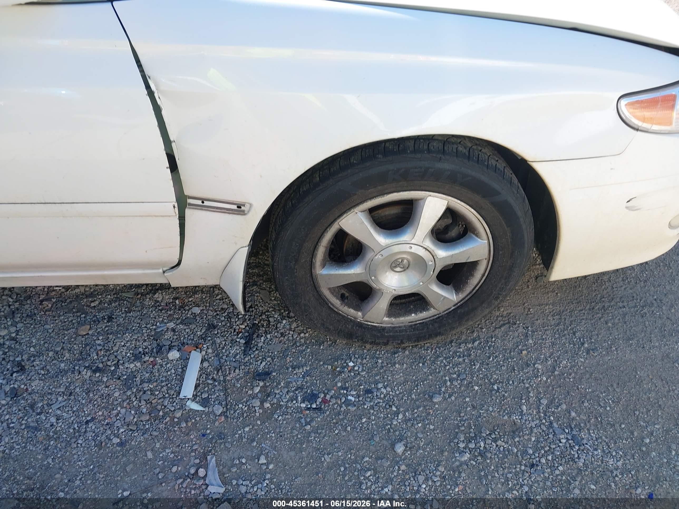 2002 Toyota Camry Solara Sle Белый vin: 2T1CF22P72C598128