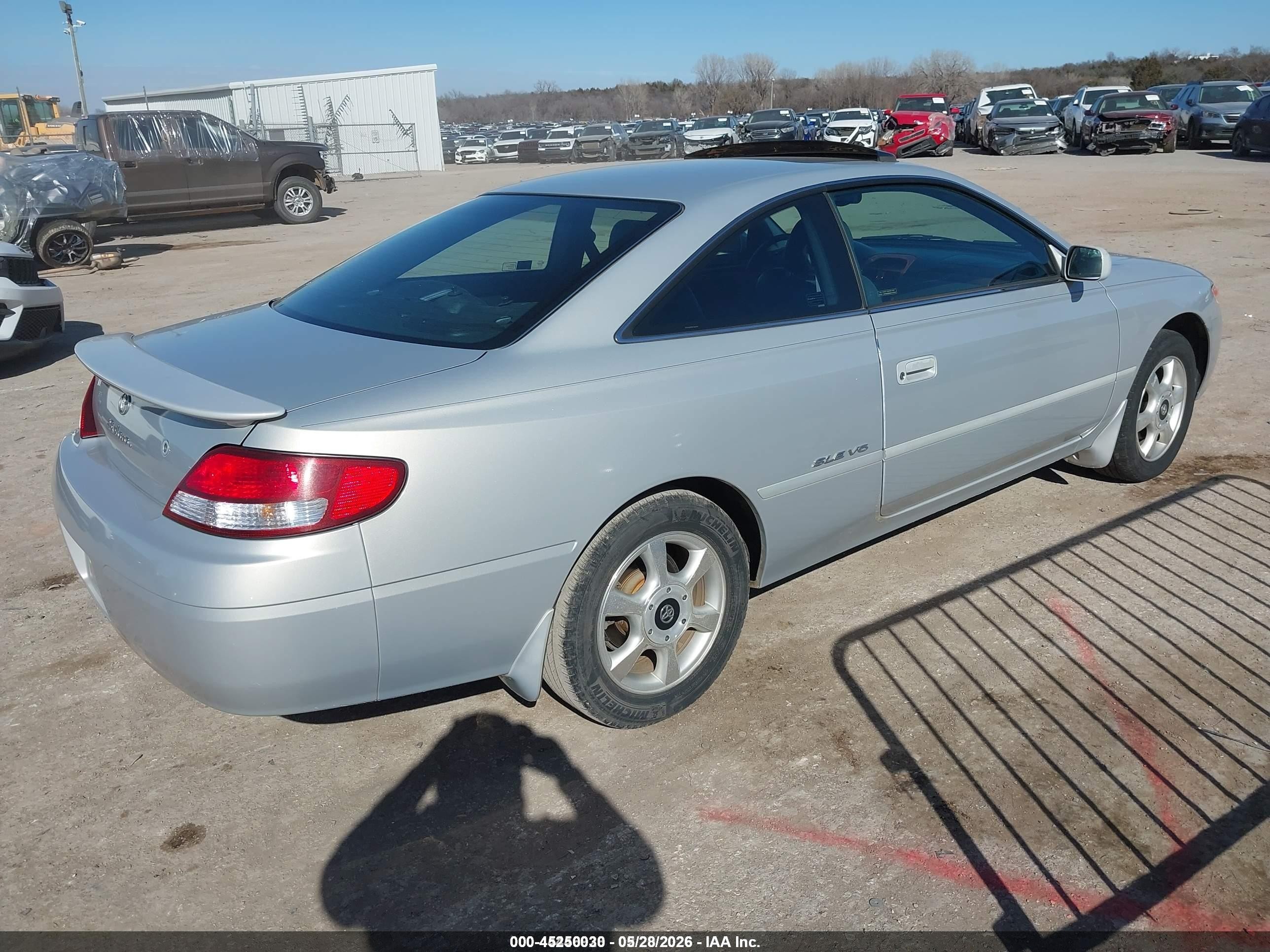 2000 Toyota Camry Solara Sle V6 Silver vin: 2T1CF22P8YC313414