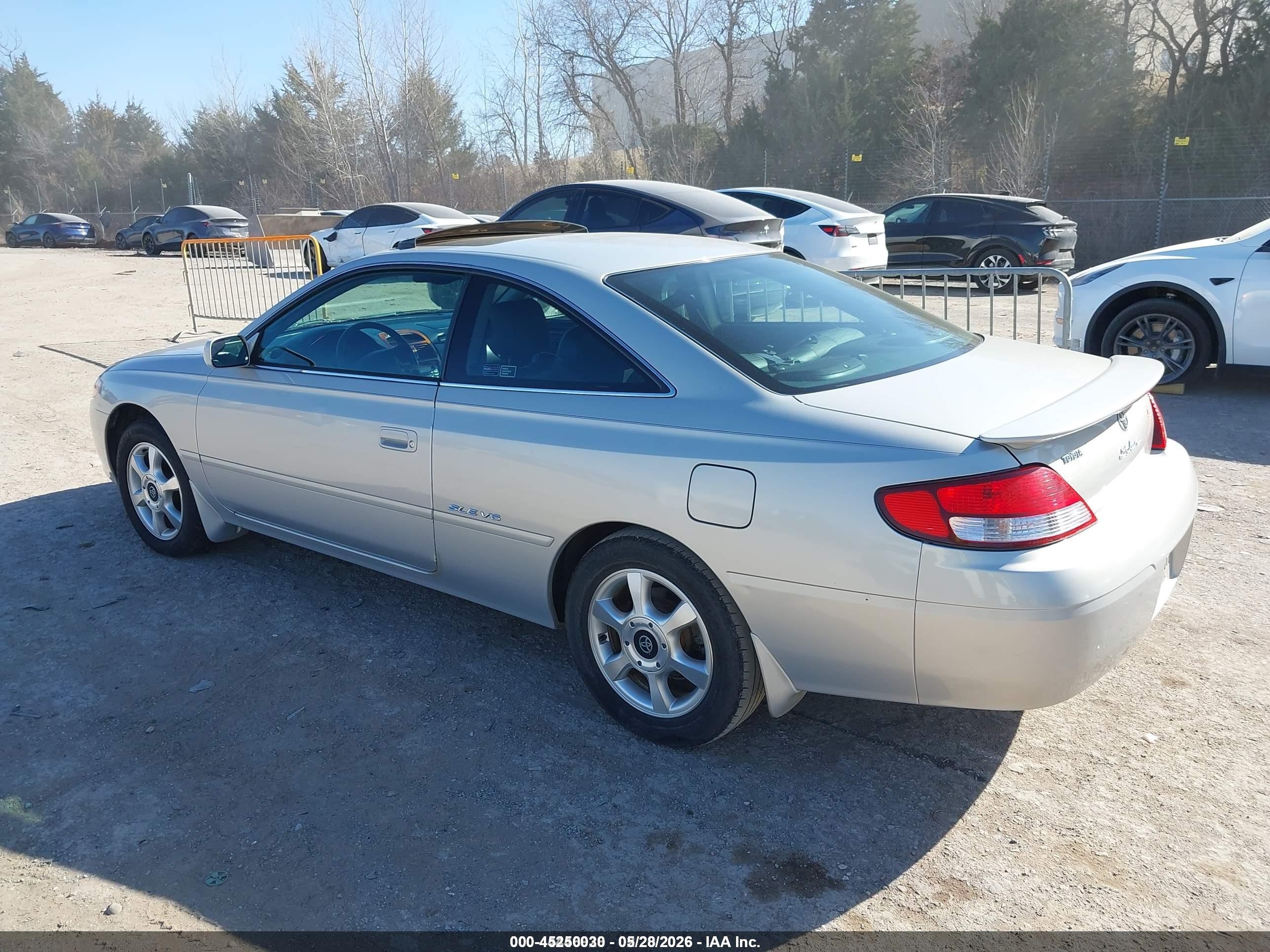 2000 Toyota Camry Solara Sle V6 Silver vin: 2T1CF22P8YC313414
