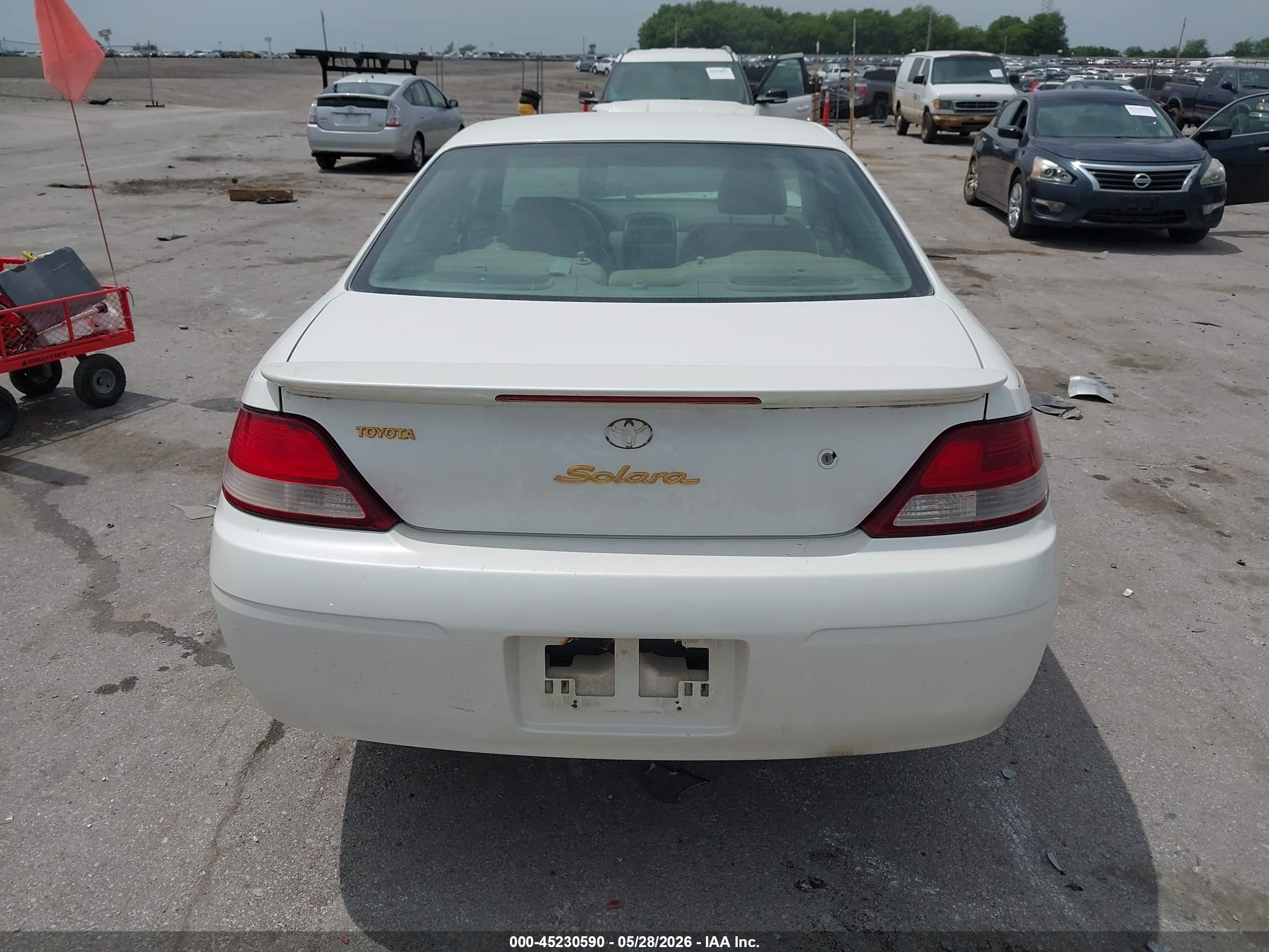 2000 Toyota Camry Solara Sle V6 White vin: 2T1CF22P8YC406059