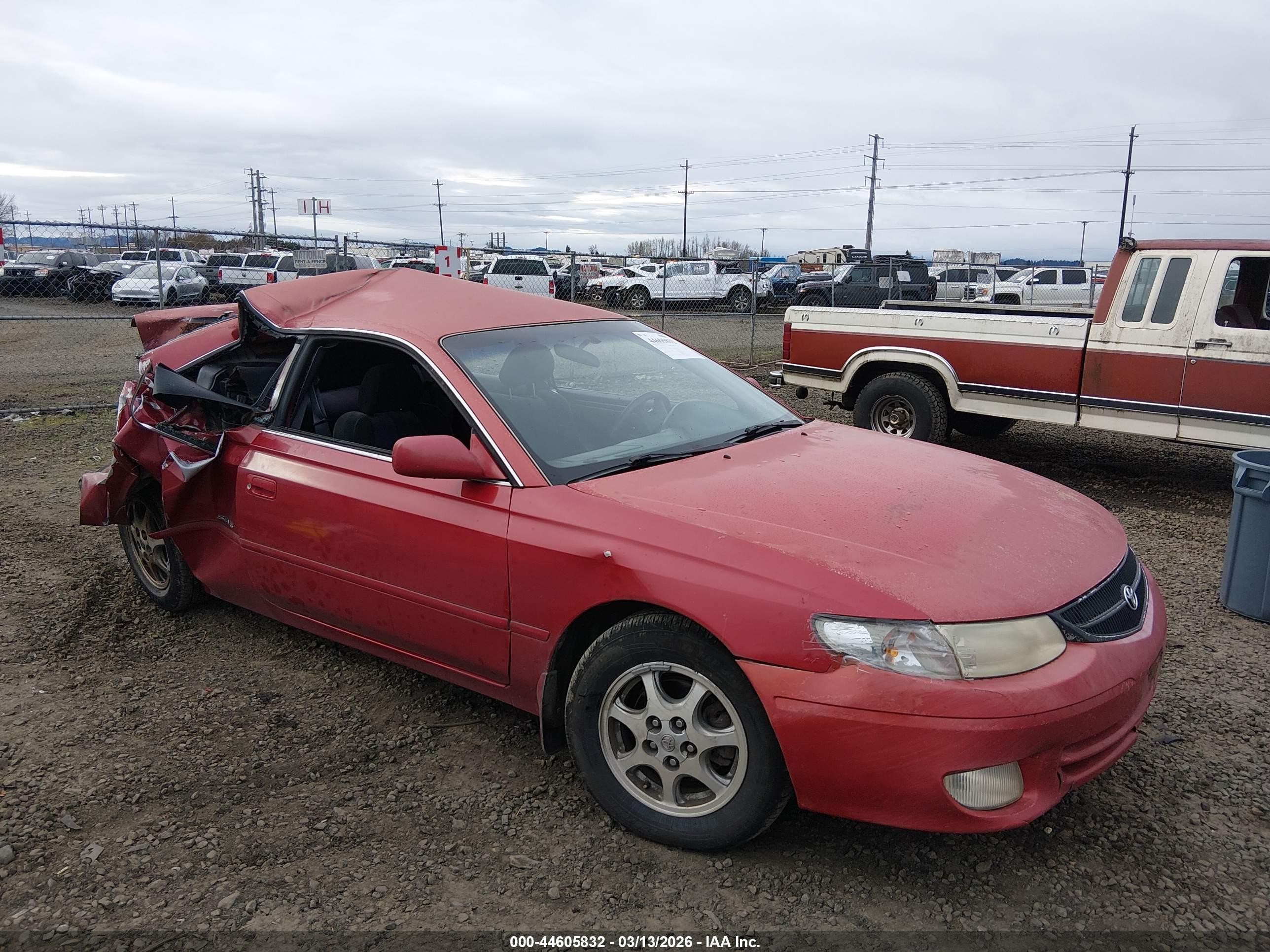 2T1CF22P9XC185196