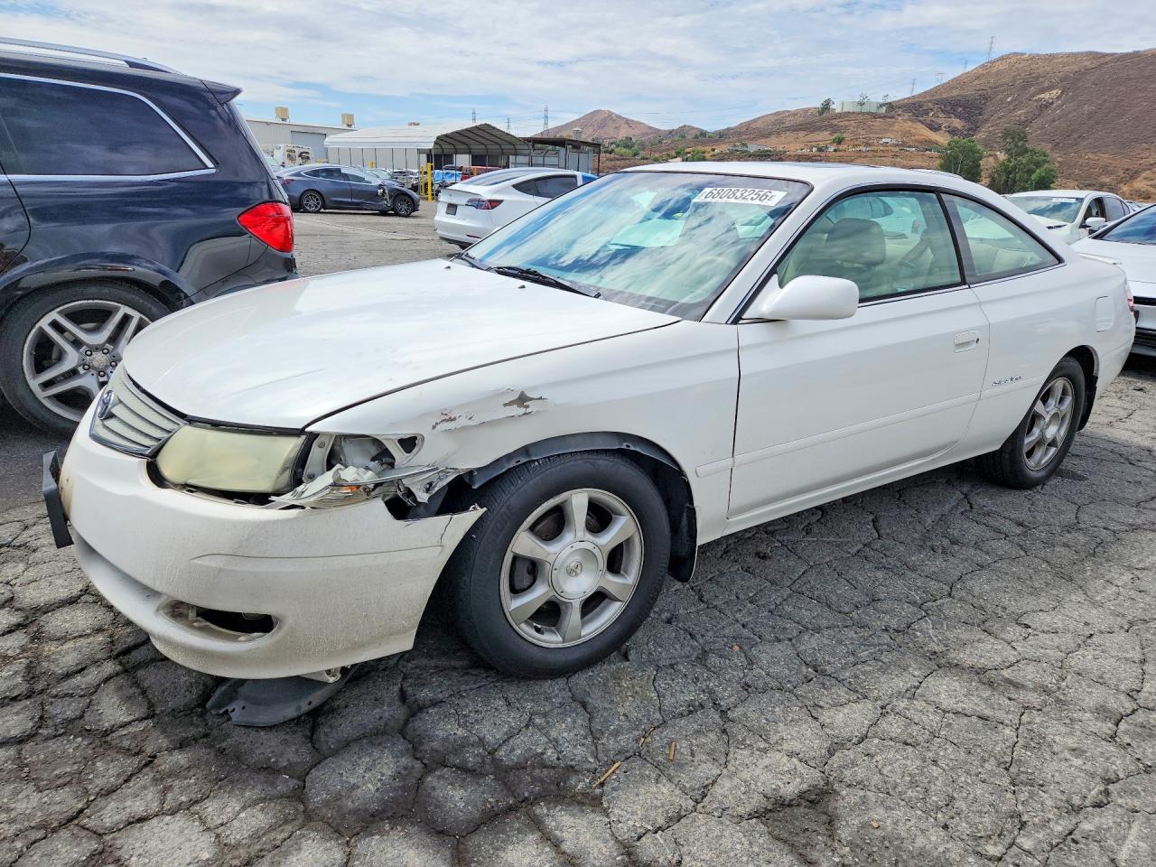 2002 Toyota Camry Solara Sle V6 Белый vin: 2T1CF28P22C571801