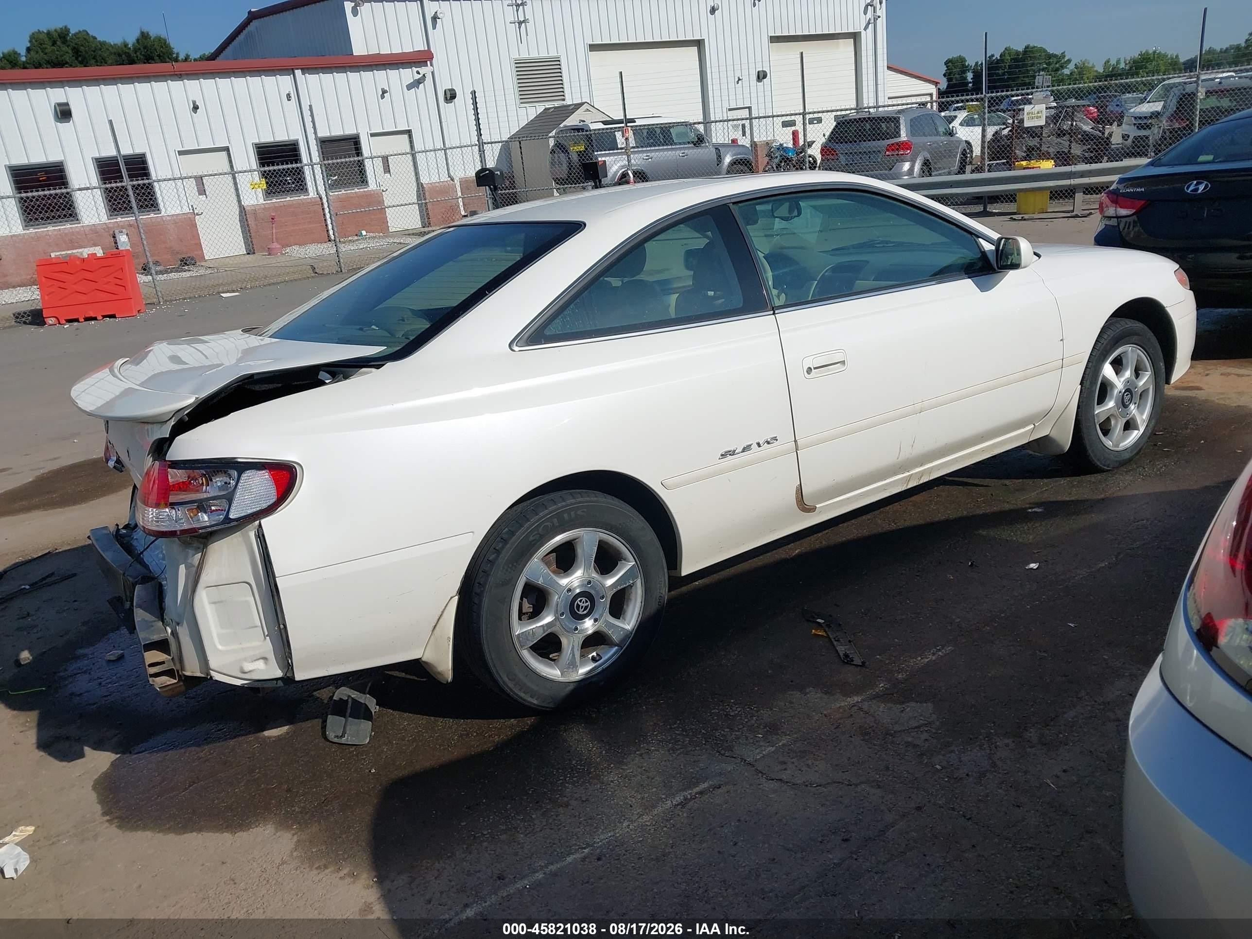 2001 Toyota Camry Solara Sle V6 White vin: 2T1CF28P31C495665