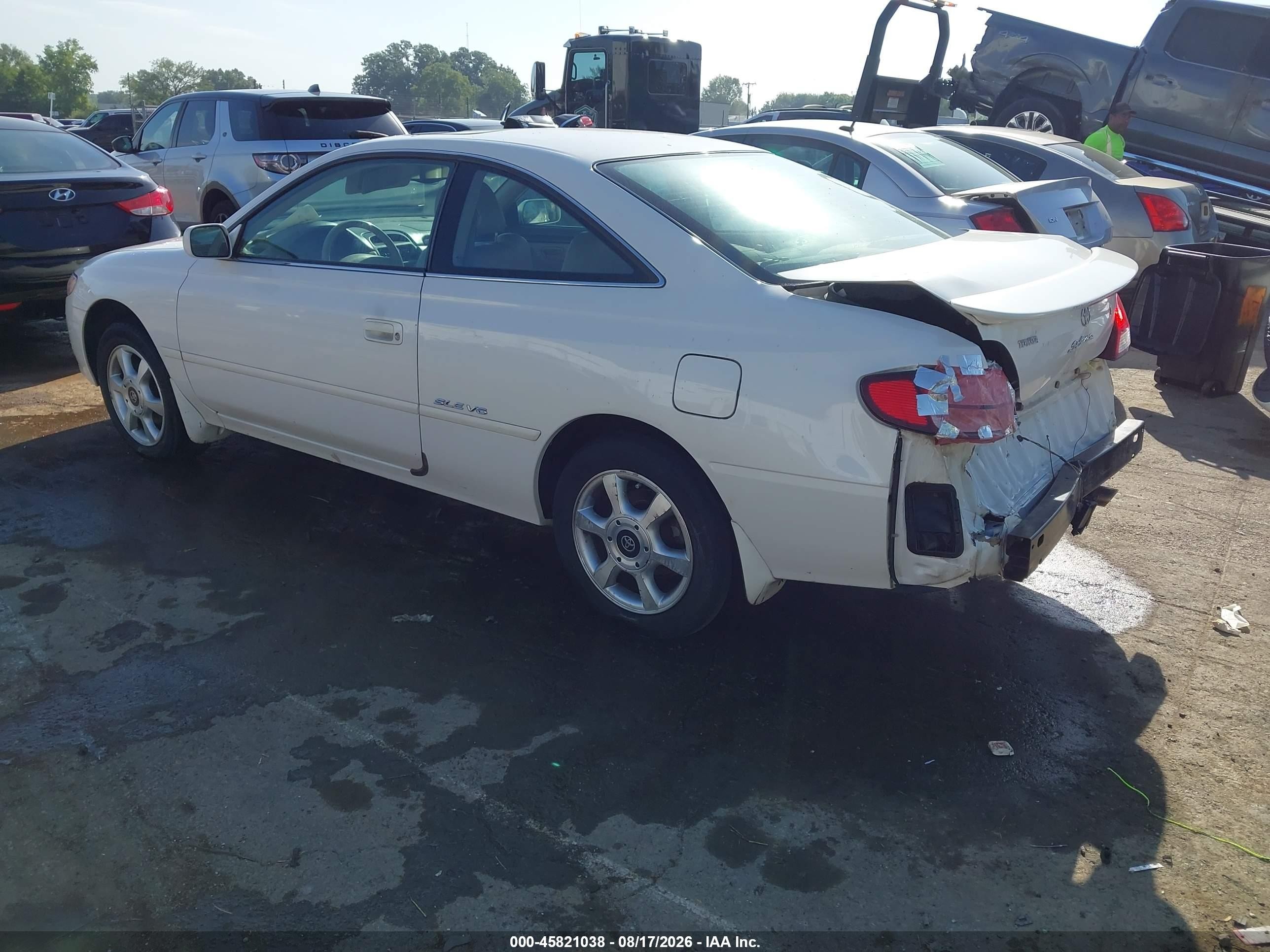 2001 Toyota Camry Solara Sle V6 White vin: 2T1CF28P31C495665