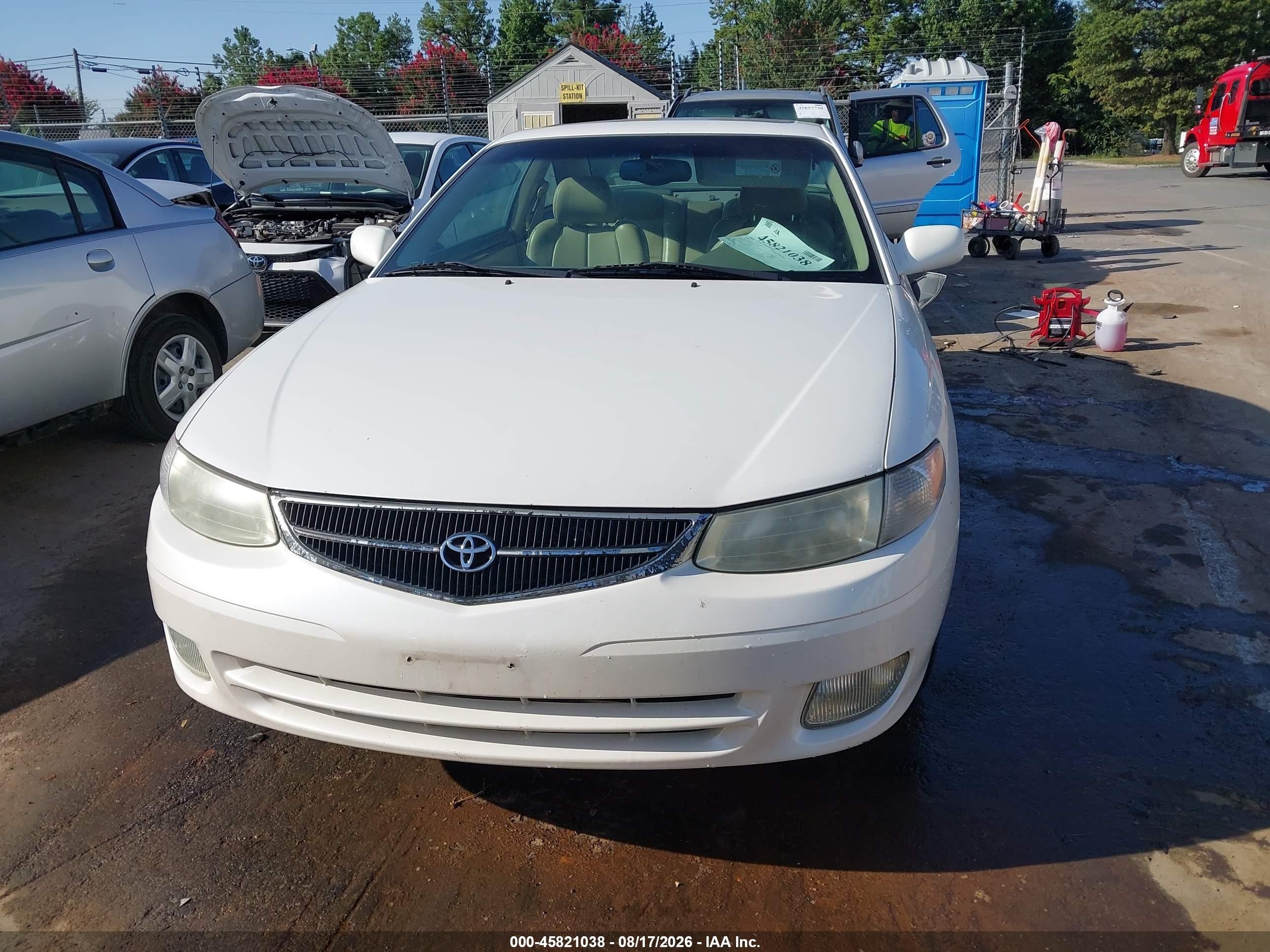 2001 Toyota Camry Solara Sle V6 White vin: 2T1CF28P31C495665