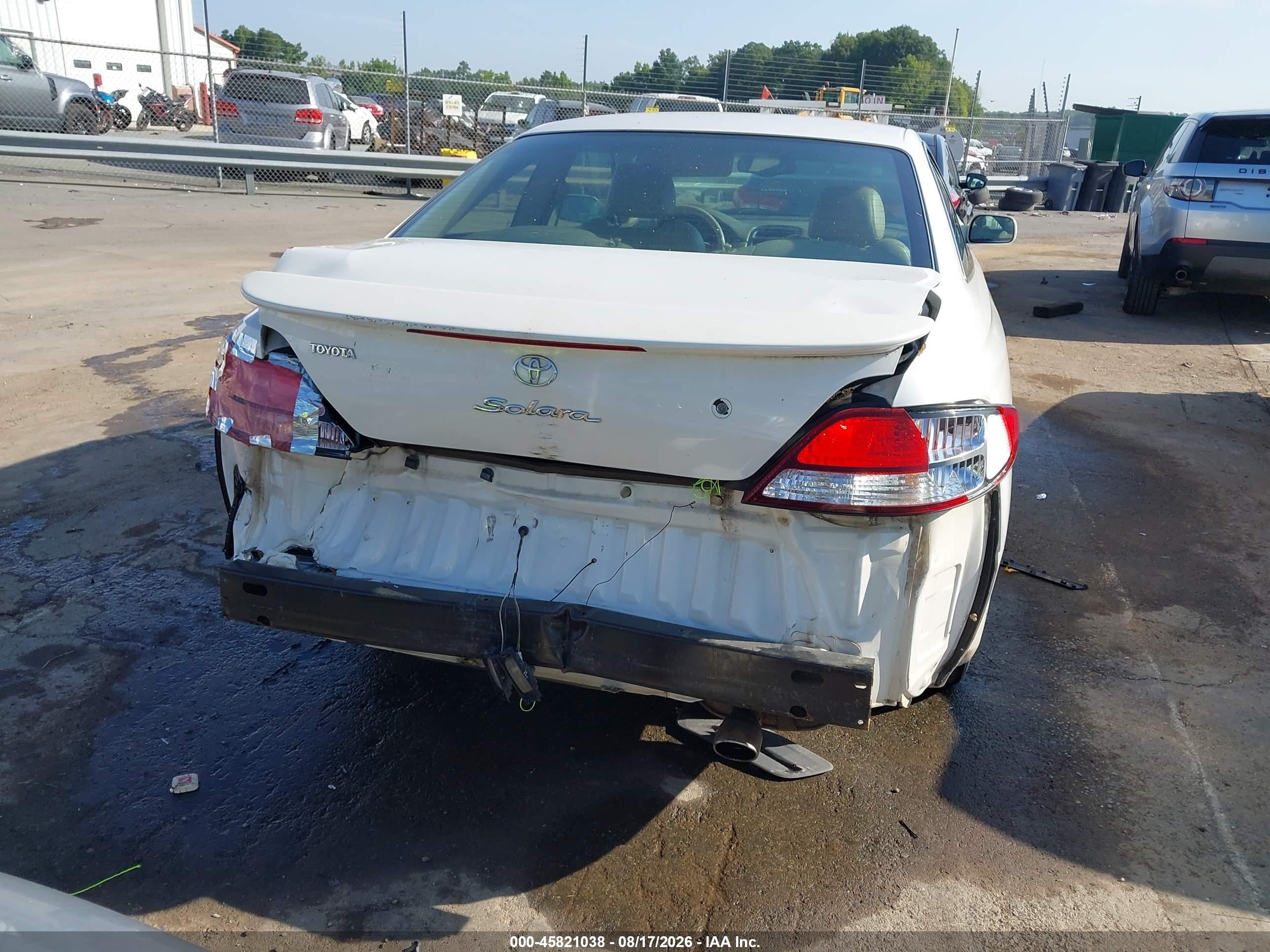 2001 Toyota Camry Solara Sle V6 White vin: 2T1CF28P31C495665