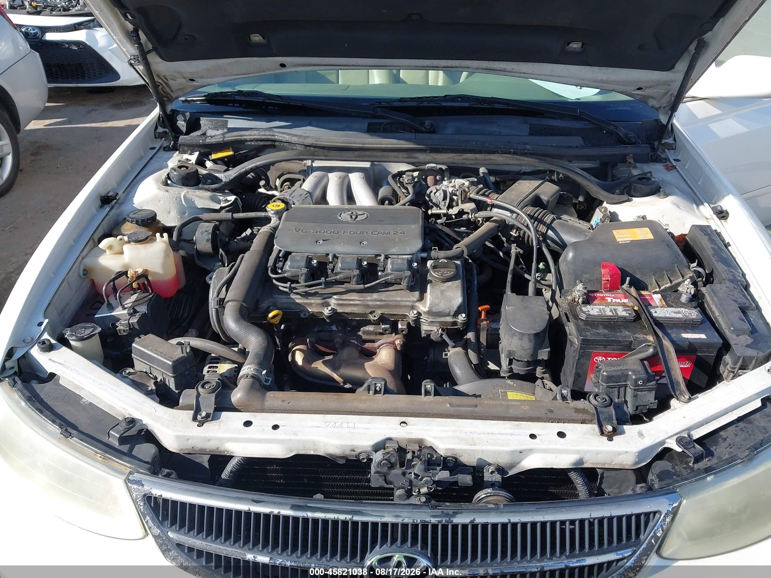 2001 Toyota Camry Solara Sle V6 White vin: 2T1CF28P31C495665