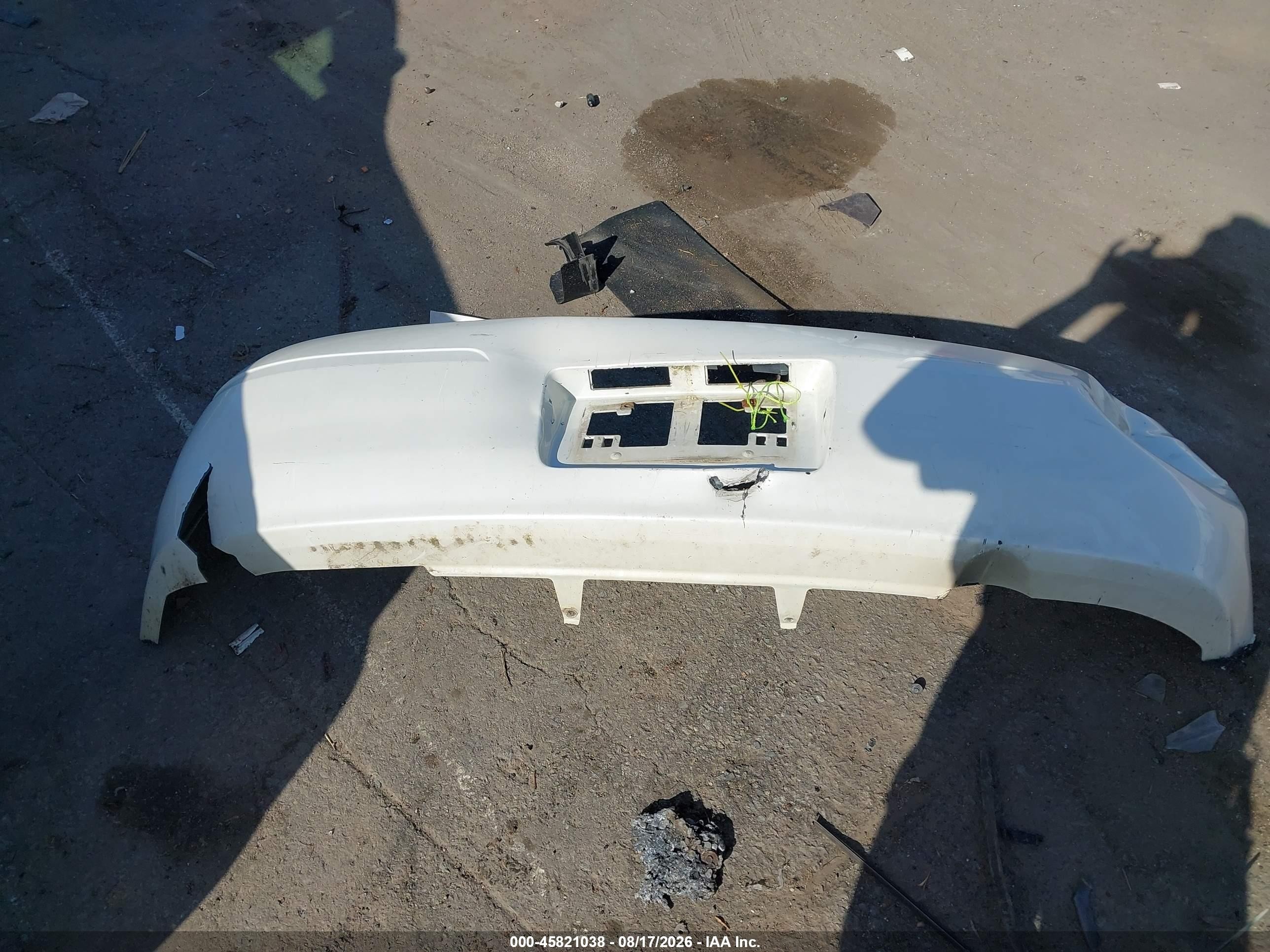 2001 Toyota Camry Solara Sle V6 White vin: 2T1CF28P31C495665