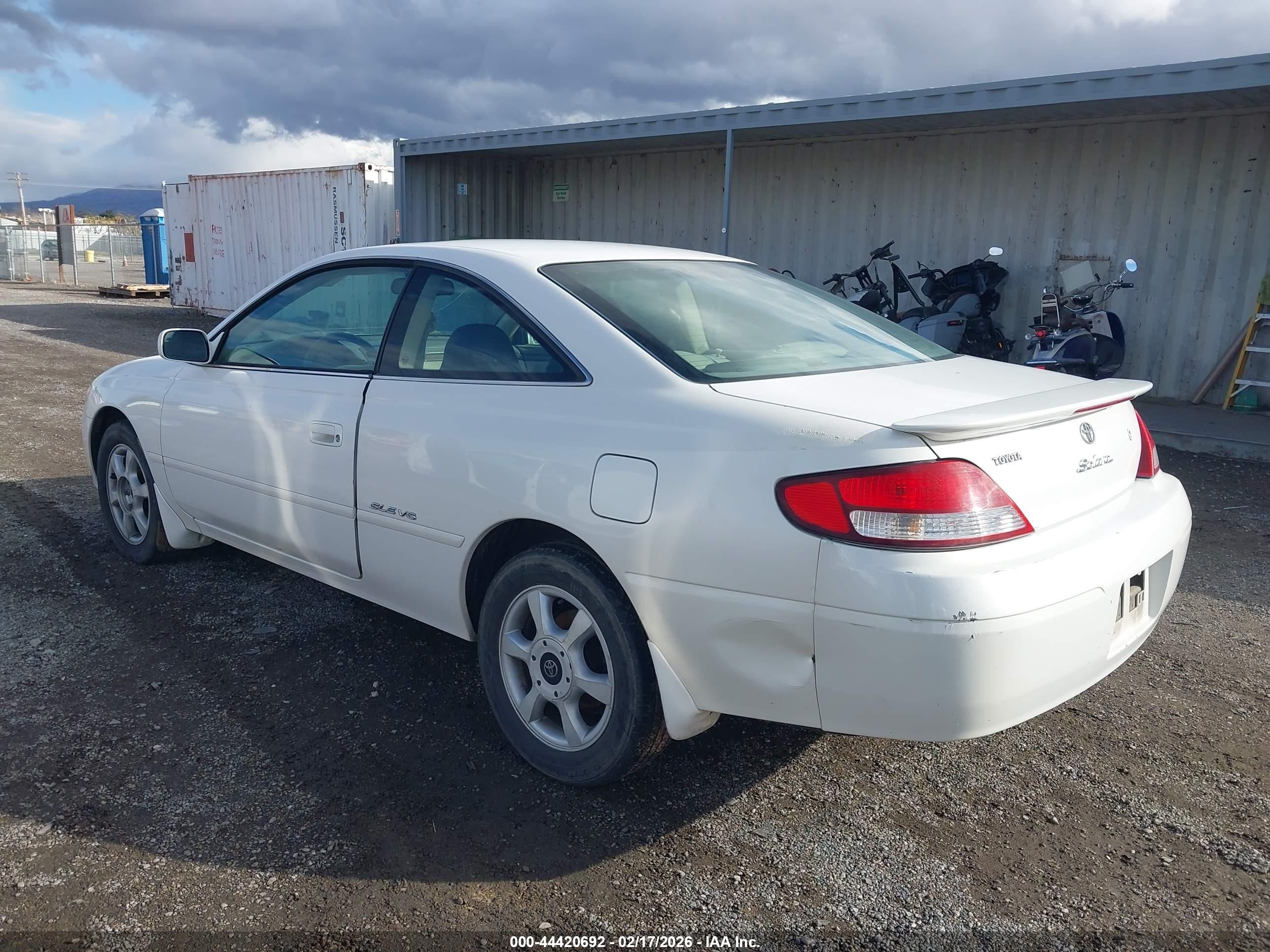 2001 Toyota Camry Solara Sle V6 Белый vin: 2T1CF28P41C489986
