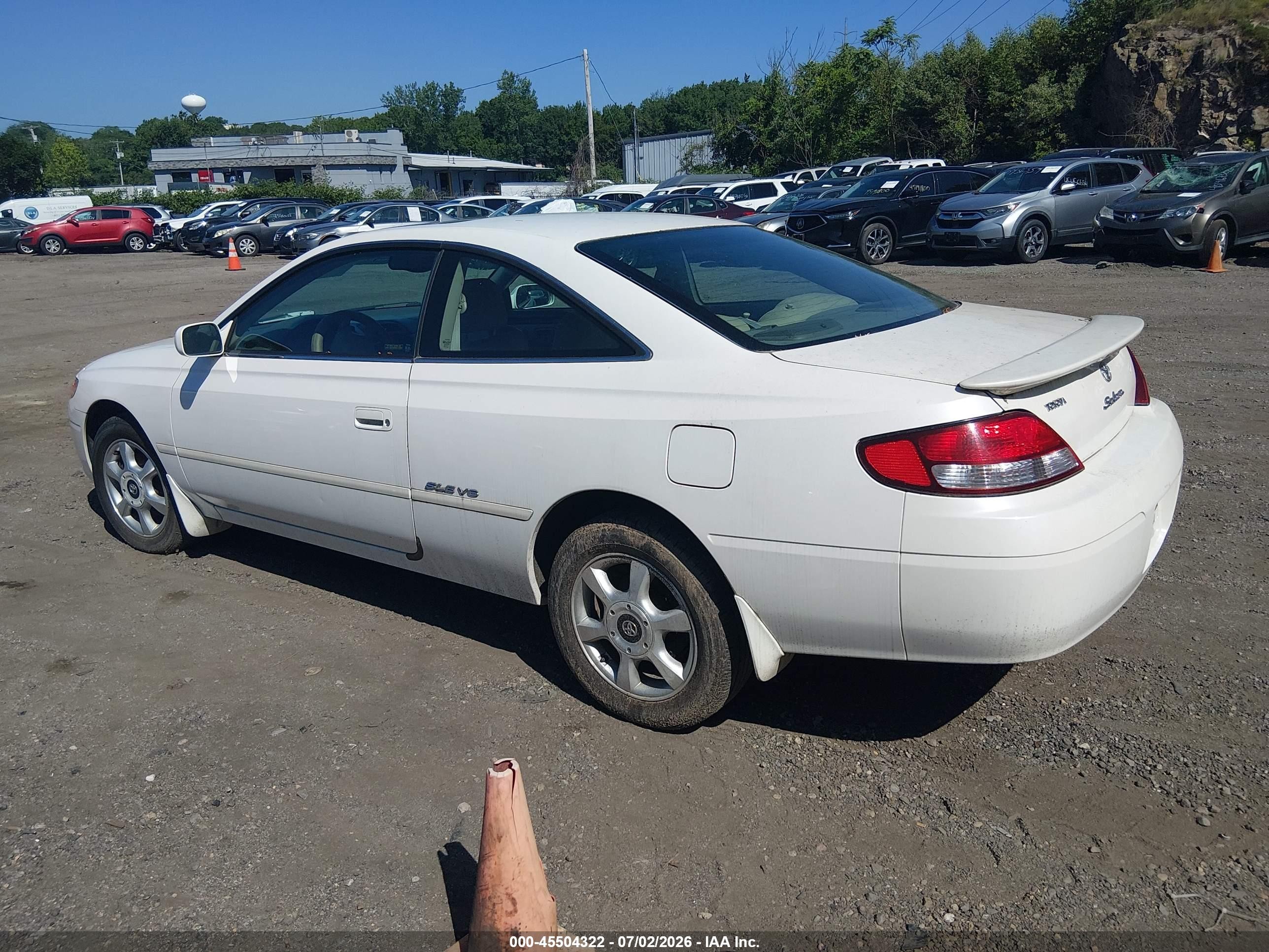 1999 Toyota Camry Solara Sle White vin: 2T1CF28P4XC246168