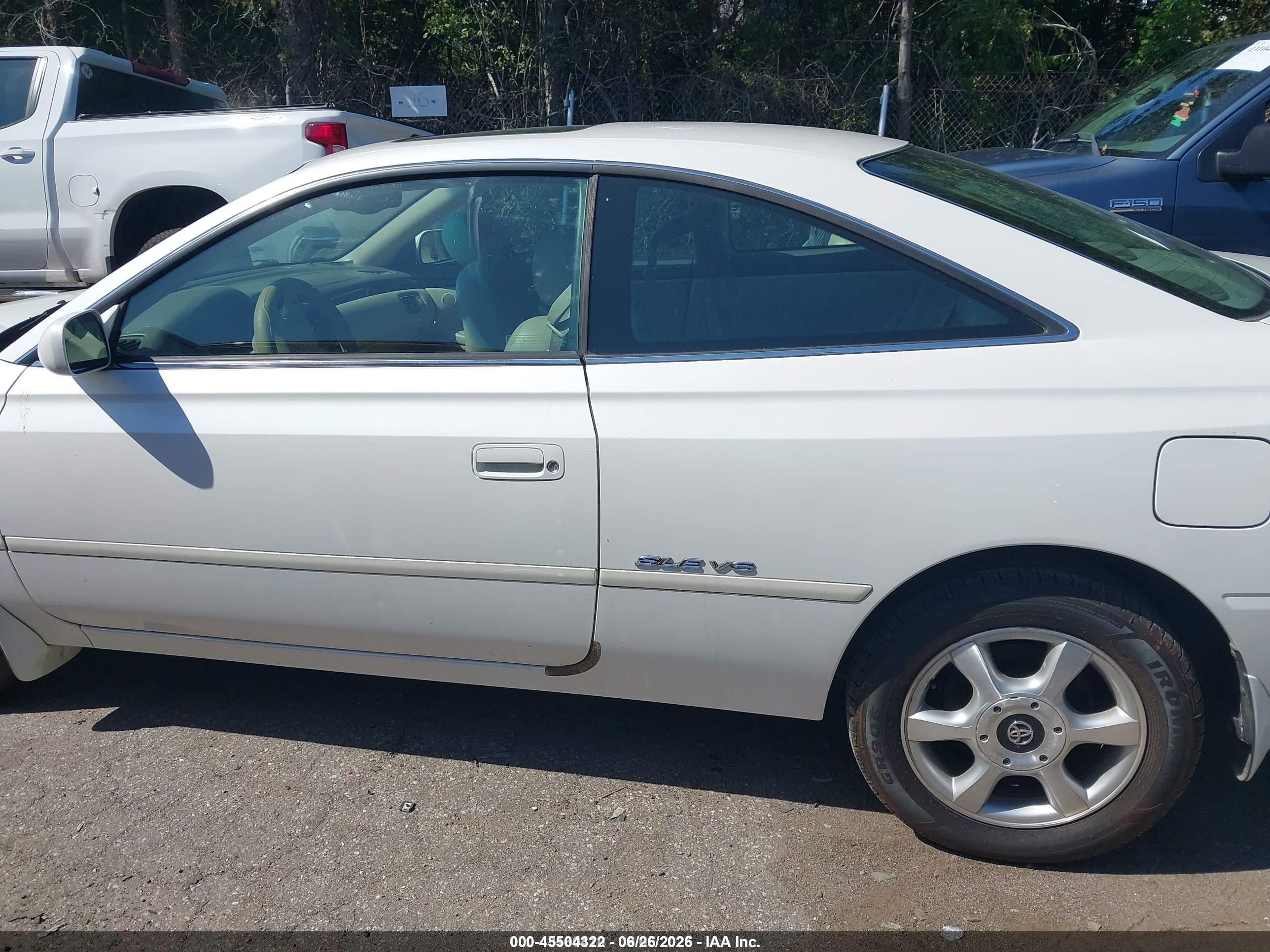 1999 Toyota Camry Solara Sle White vin: 2T1CF28P4XC246168