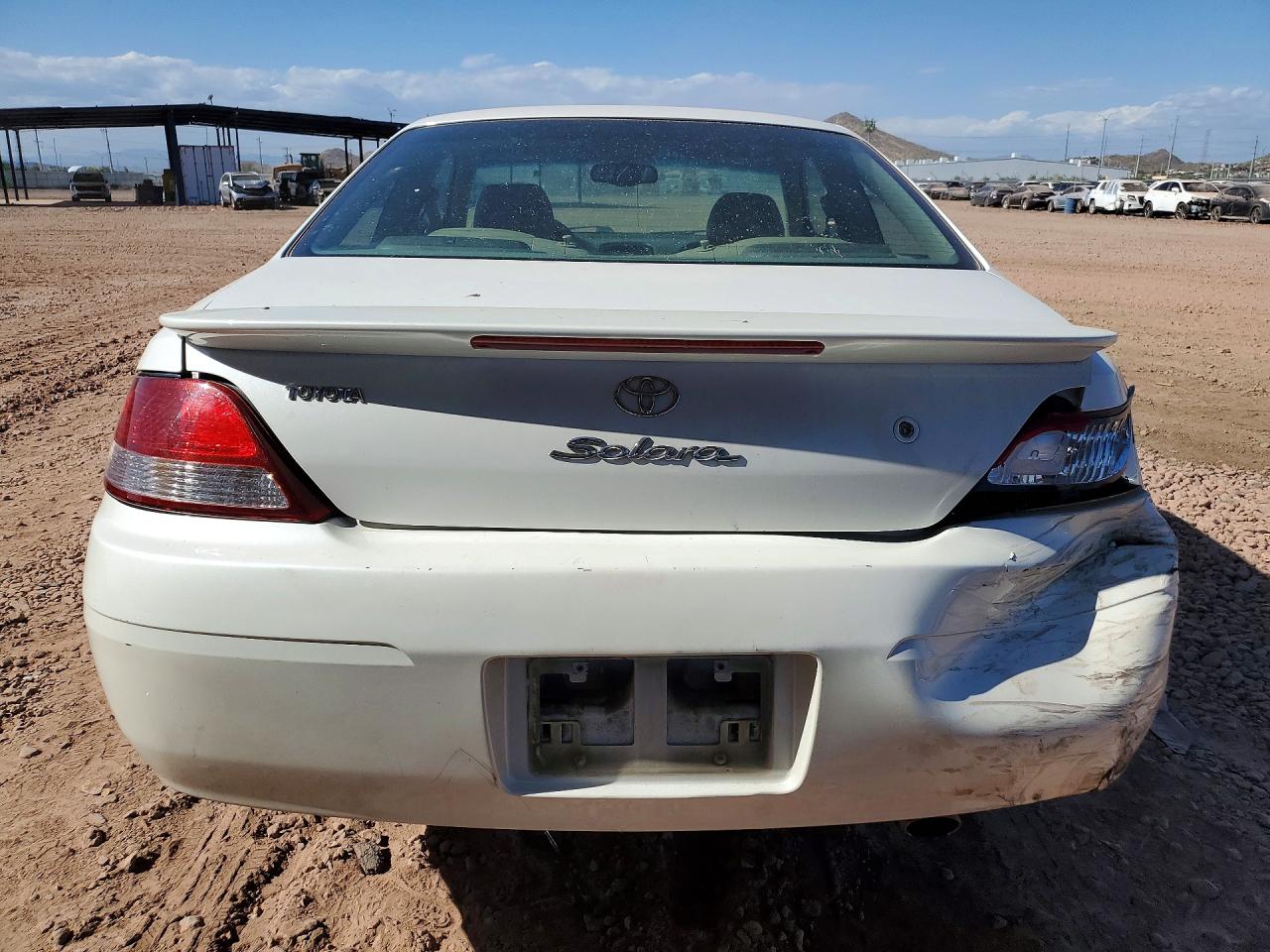 2001 Toyota Camry Solara Sle V6 White vin: 2T1CF28P61C458108
