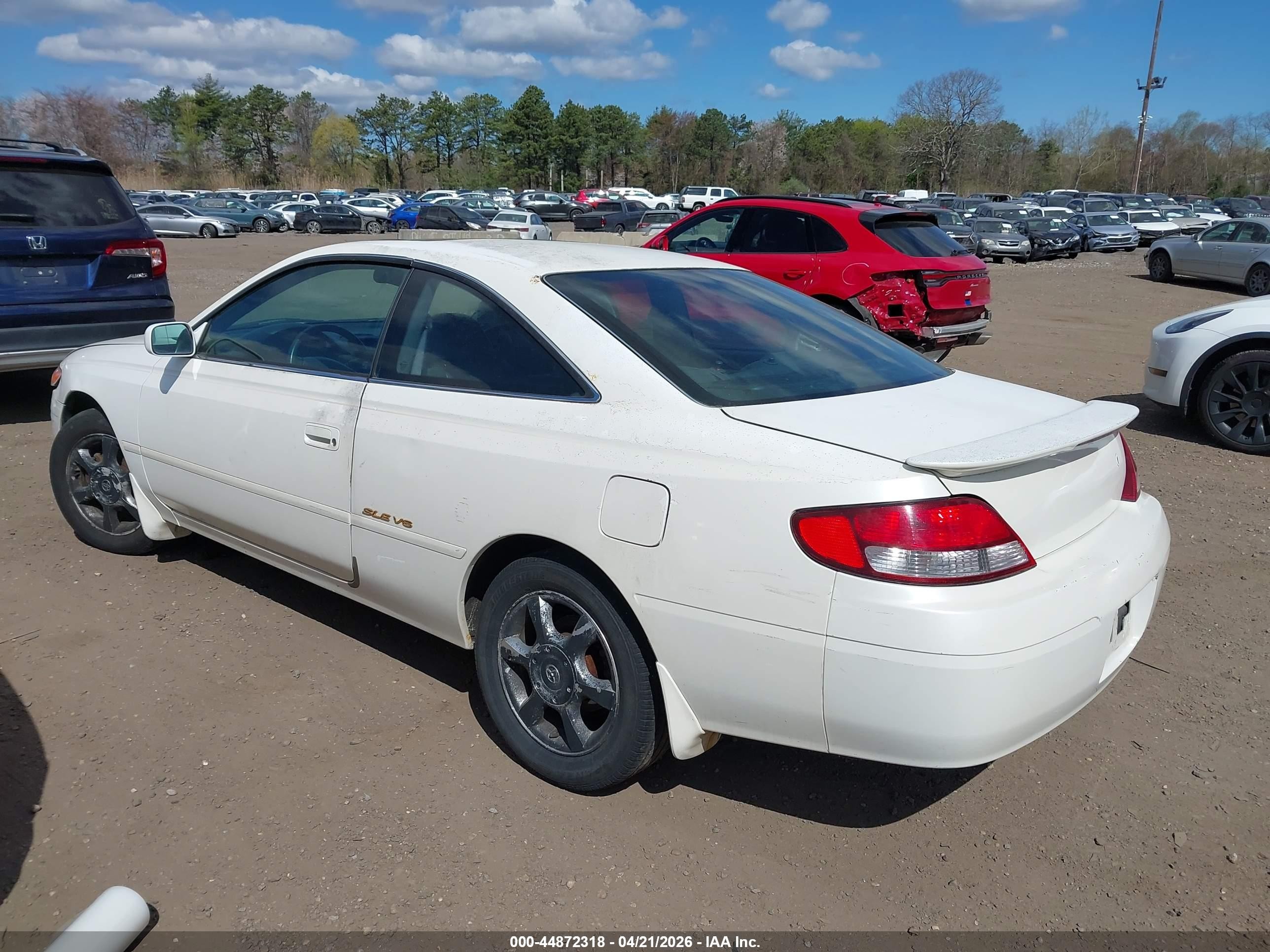 1999 Toyota Camry Solara Sle White vin: 2T1CF28P9XC217104
