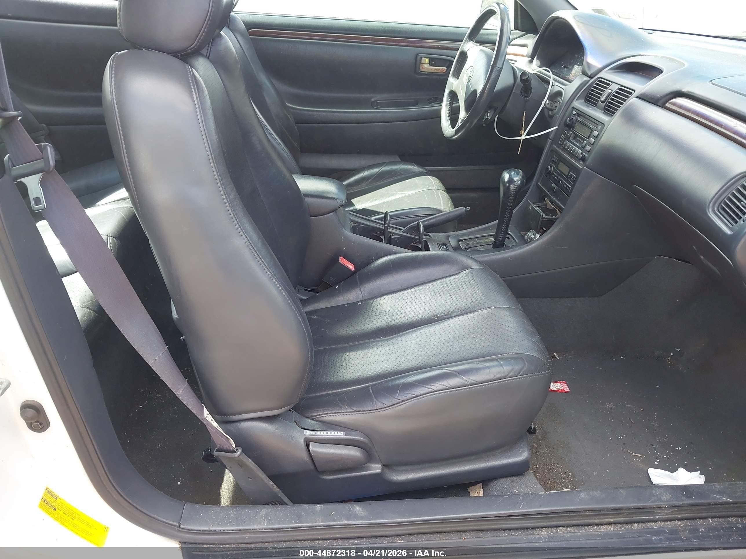 1999 Toyota Camry Solara Sle White vin: 2T1CF28P9XC217104