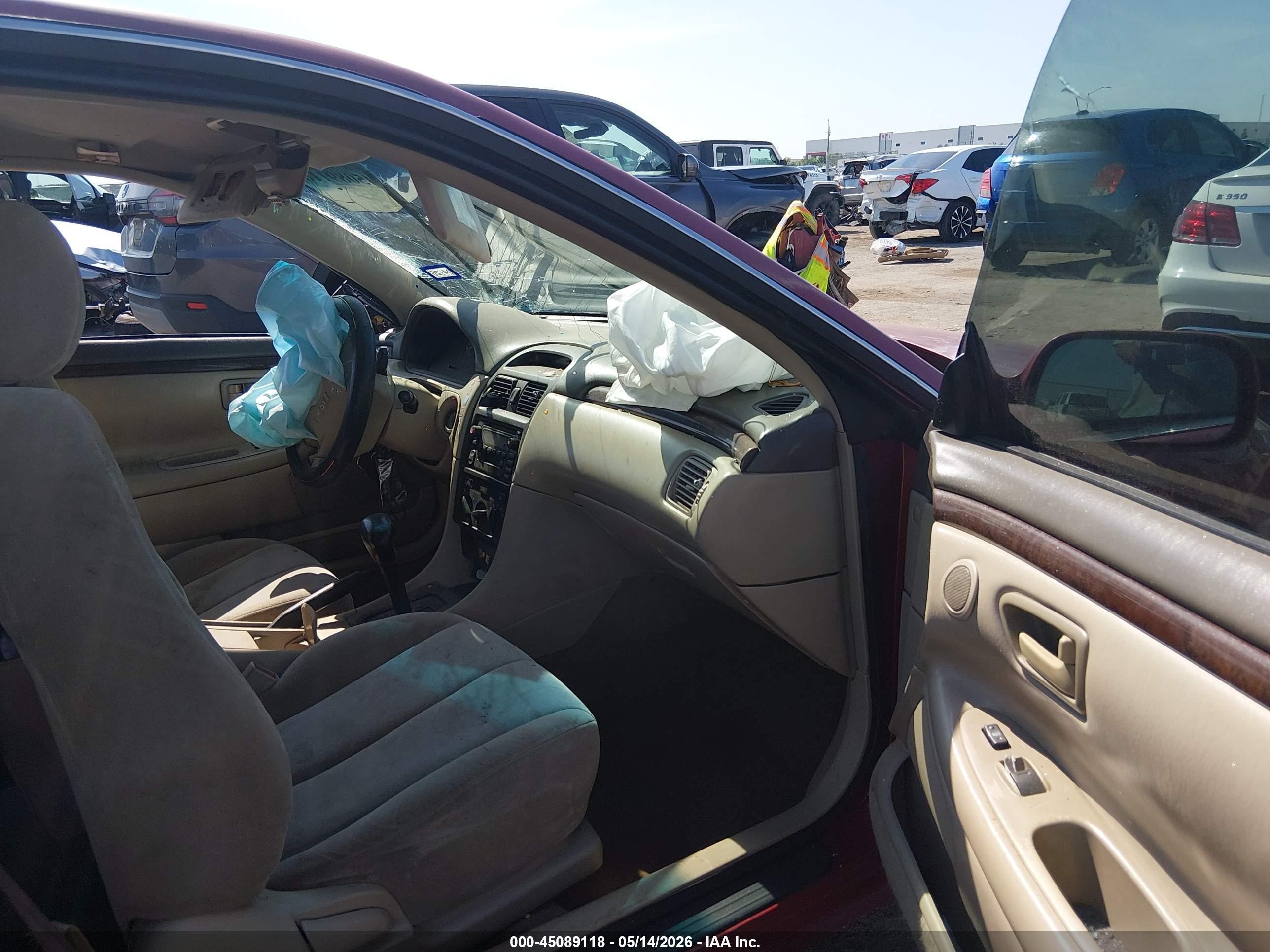 2000 Toyota Camry Solara Se Красный vin: 2T1CG22P0YC361082