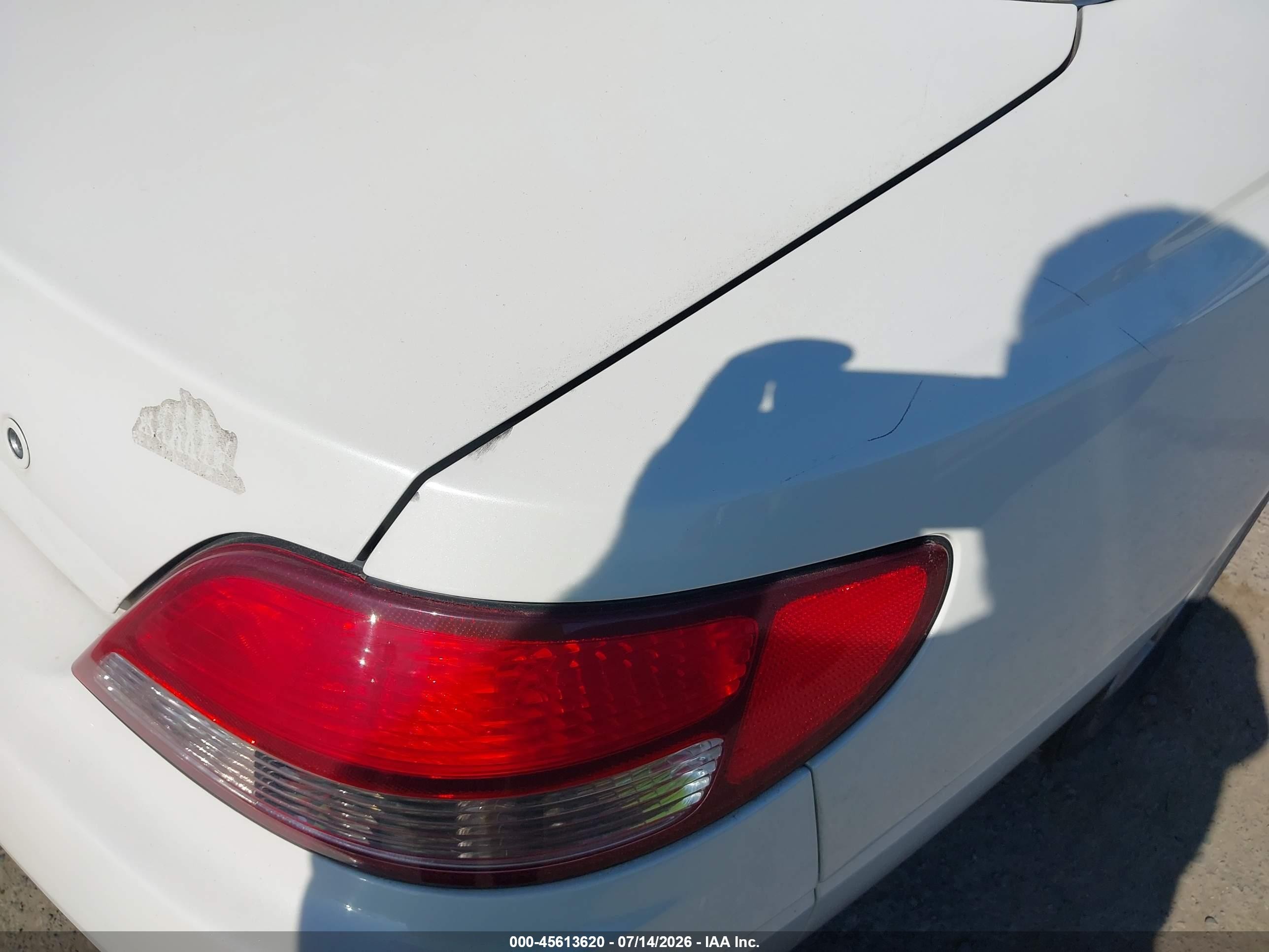 2000 Toyota Camry Solara Se White vin: 2T1CG22P0YC380344