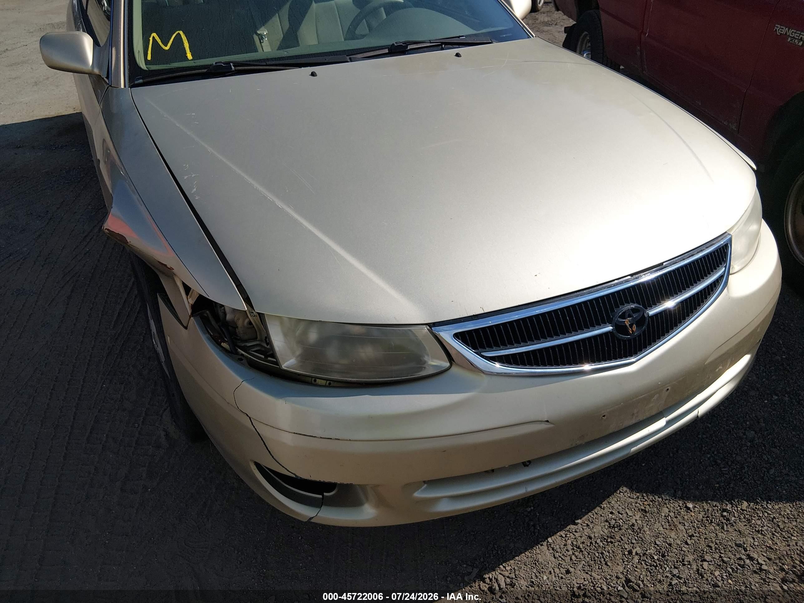 2001 Toyota Camry Solara Se Желто-коричневый vin: 2T1CG22P41C491596