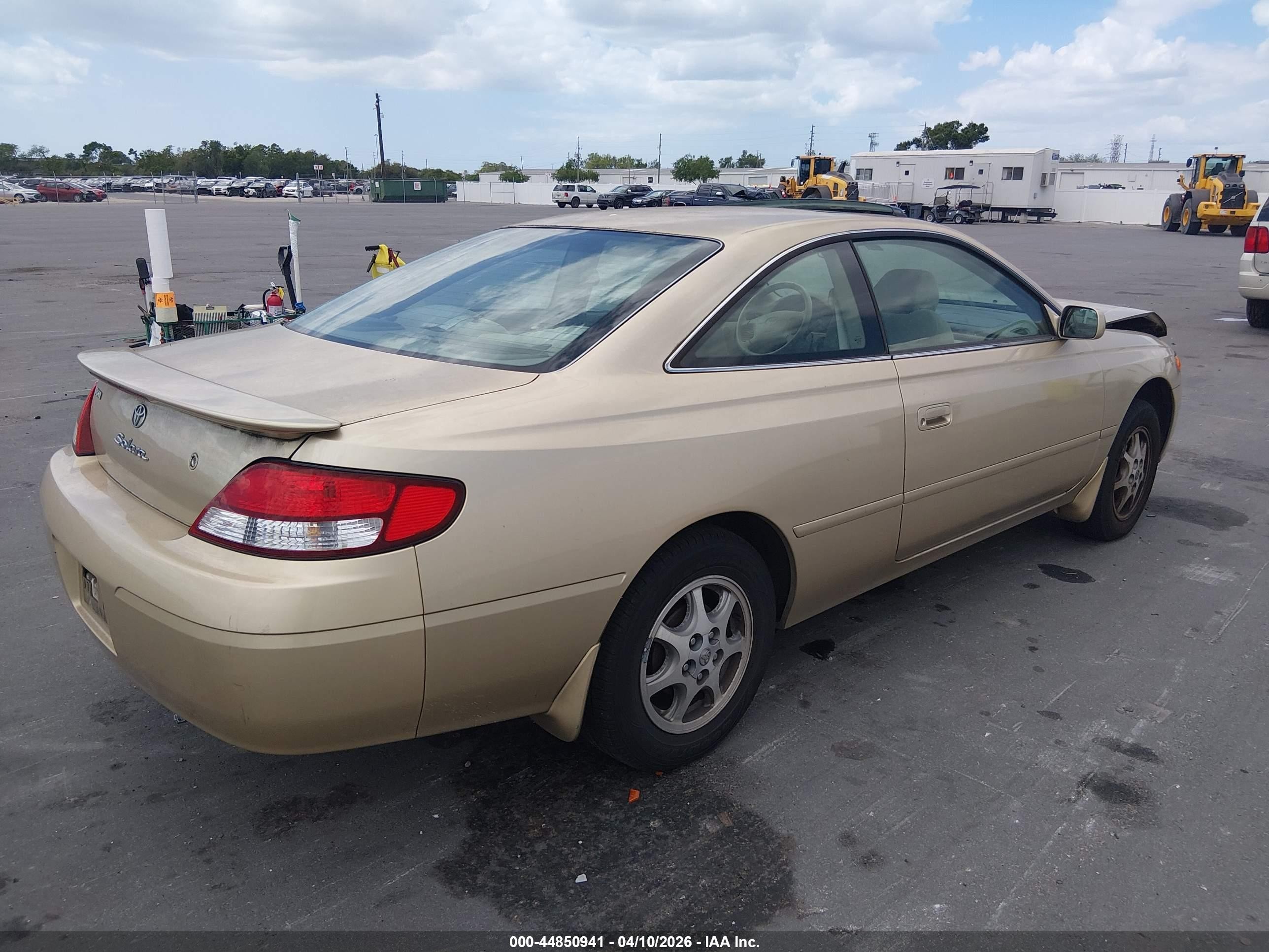2000 Toyota Camry Solara Se Gold vin: 2T1CG22P4YC404905