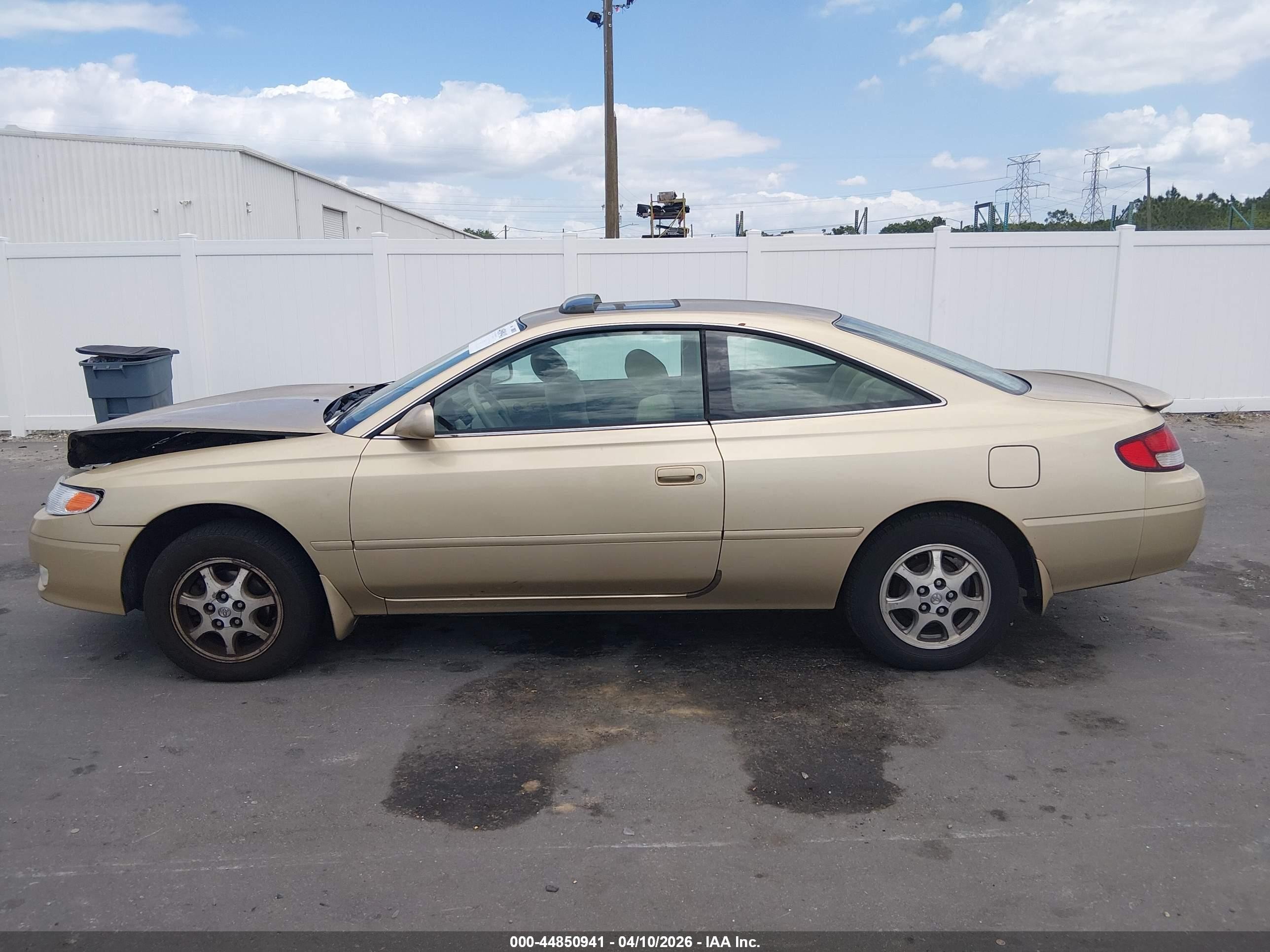 2000 Toyota Camry Solara Se Gold vin: 2T1CG22P4YC404905