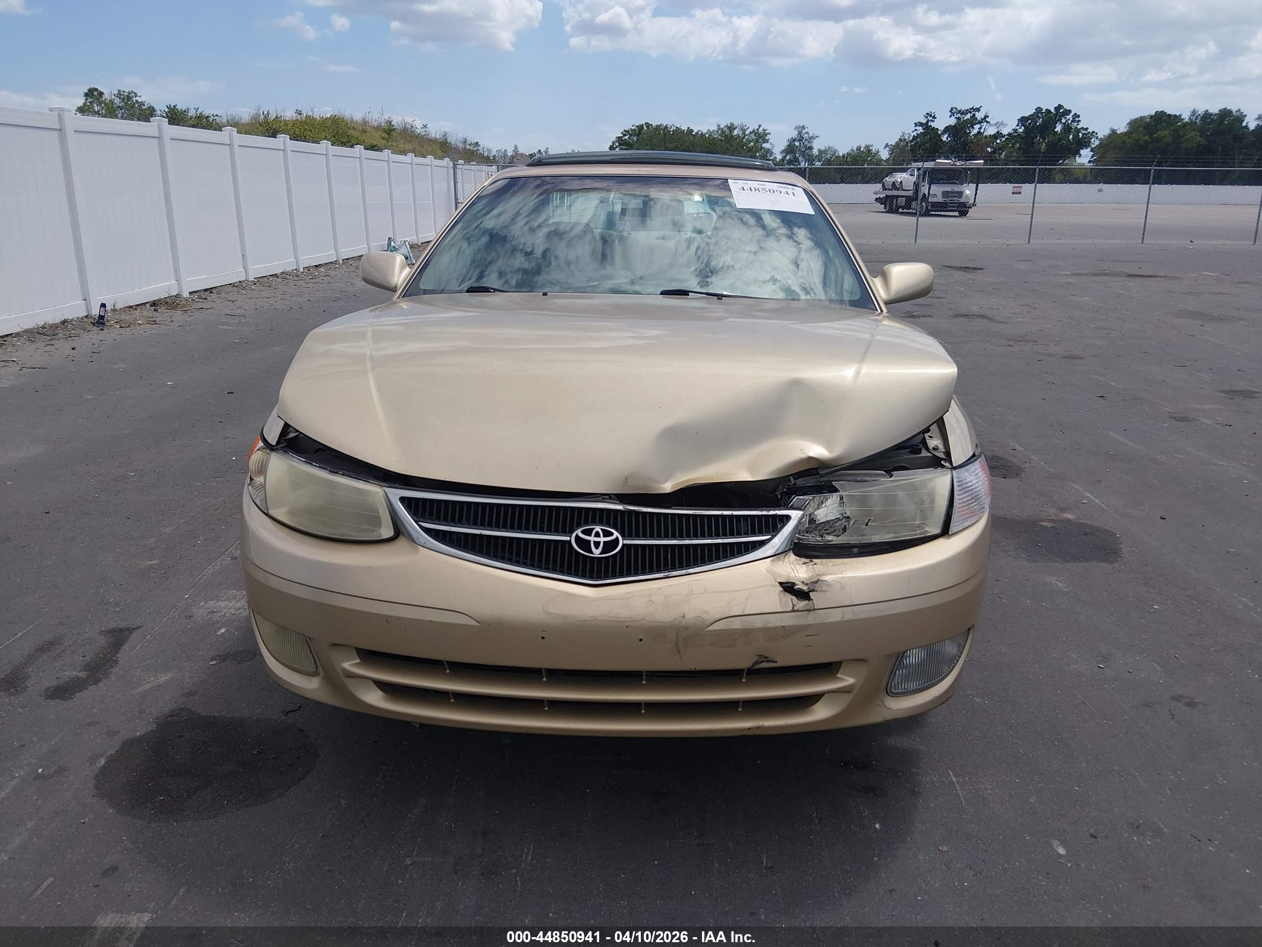 2000 Toyota Camry Solara Se Gold vin: 2T1CG22P4YC404905