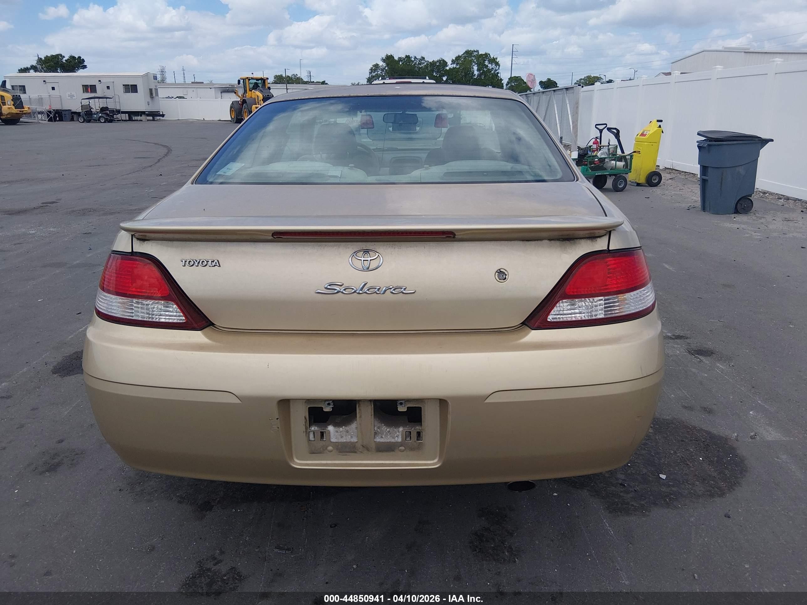 2000 Toyota Camry Solara Se Gold vin: 2T1CG22P4YC404905
