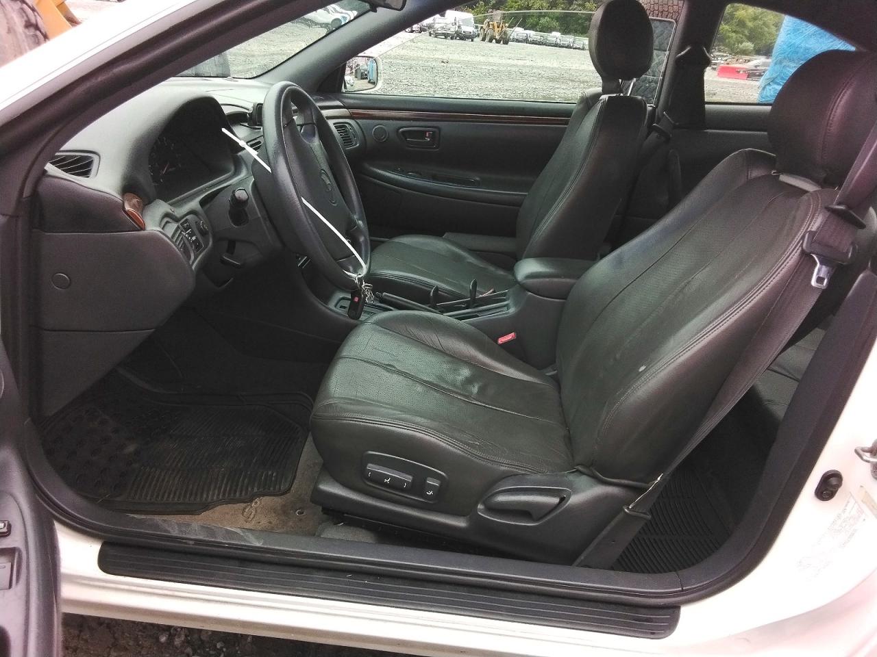 2001 Toyota Camry Solara Se White vin: 2T1CG22P81C501059