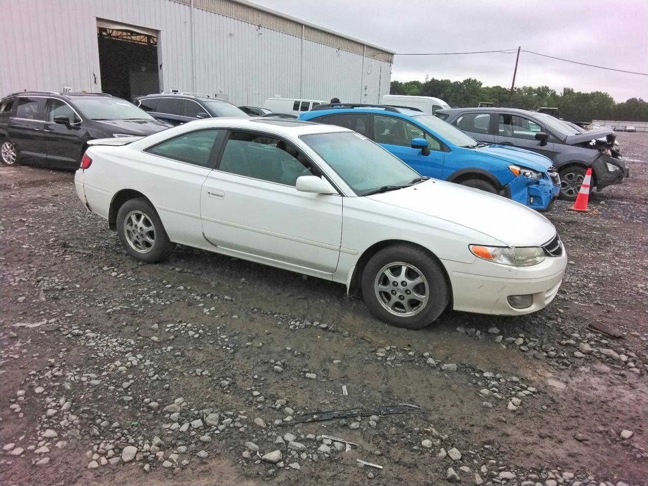 2001 Toyota Camry Solara Se White vin: 2T1CG22P81C501059