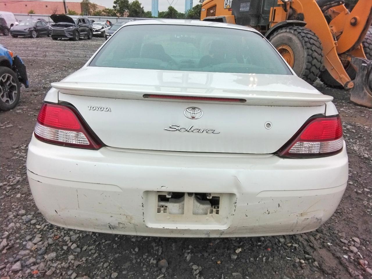 2001 Toyota Camry Solara Se White vin: 2T1CG22P81C501059