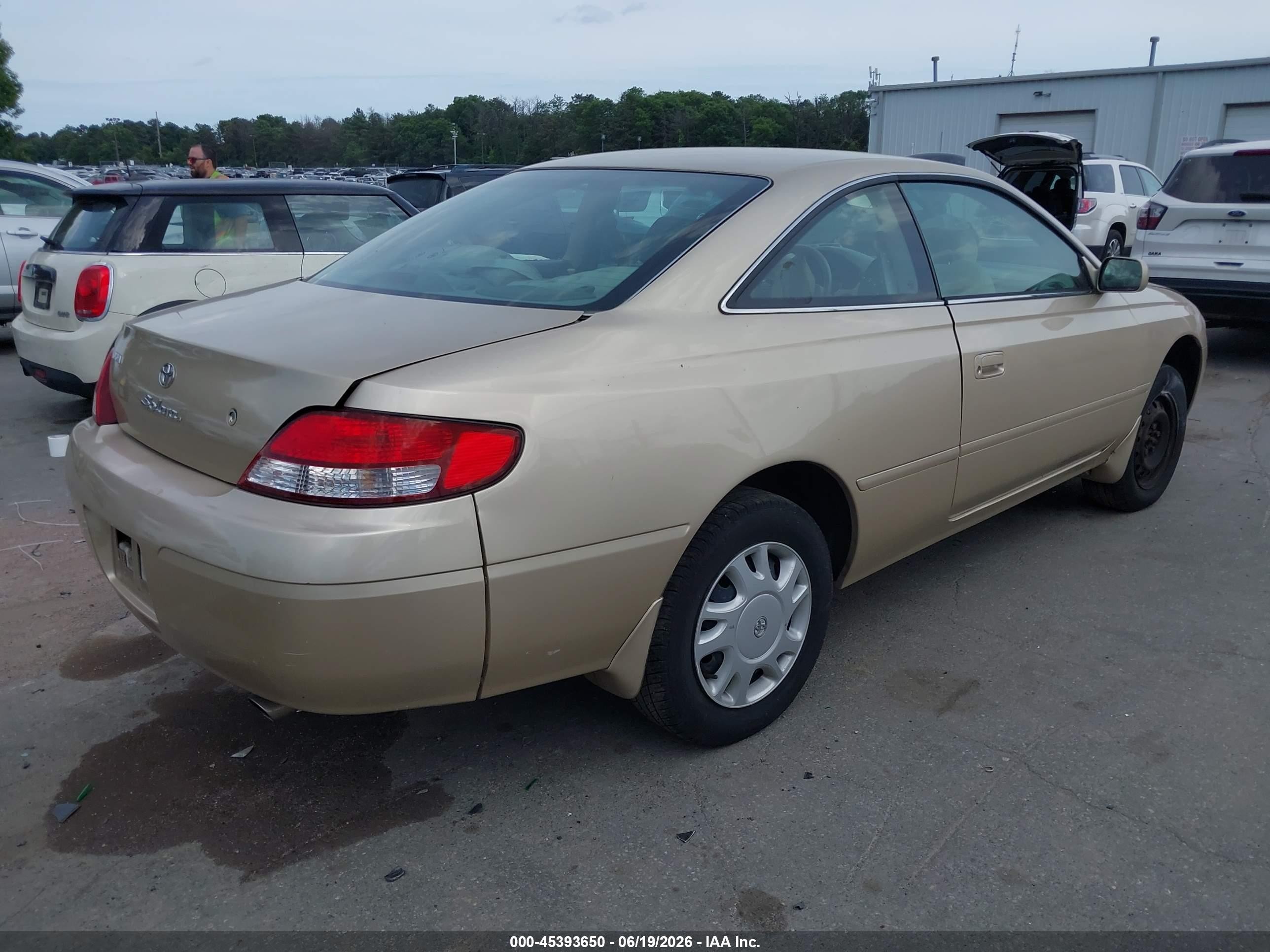 2000 Toyota Camry Solara Se Gold vin: 2T1CG22P9YC285555