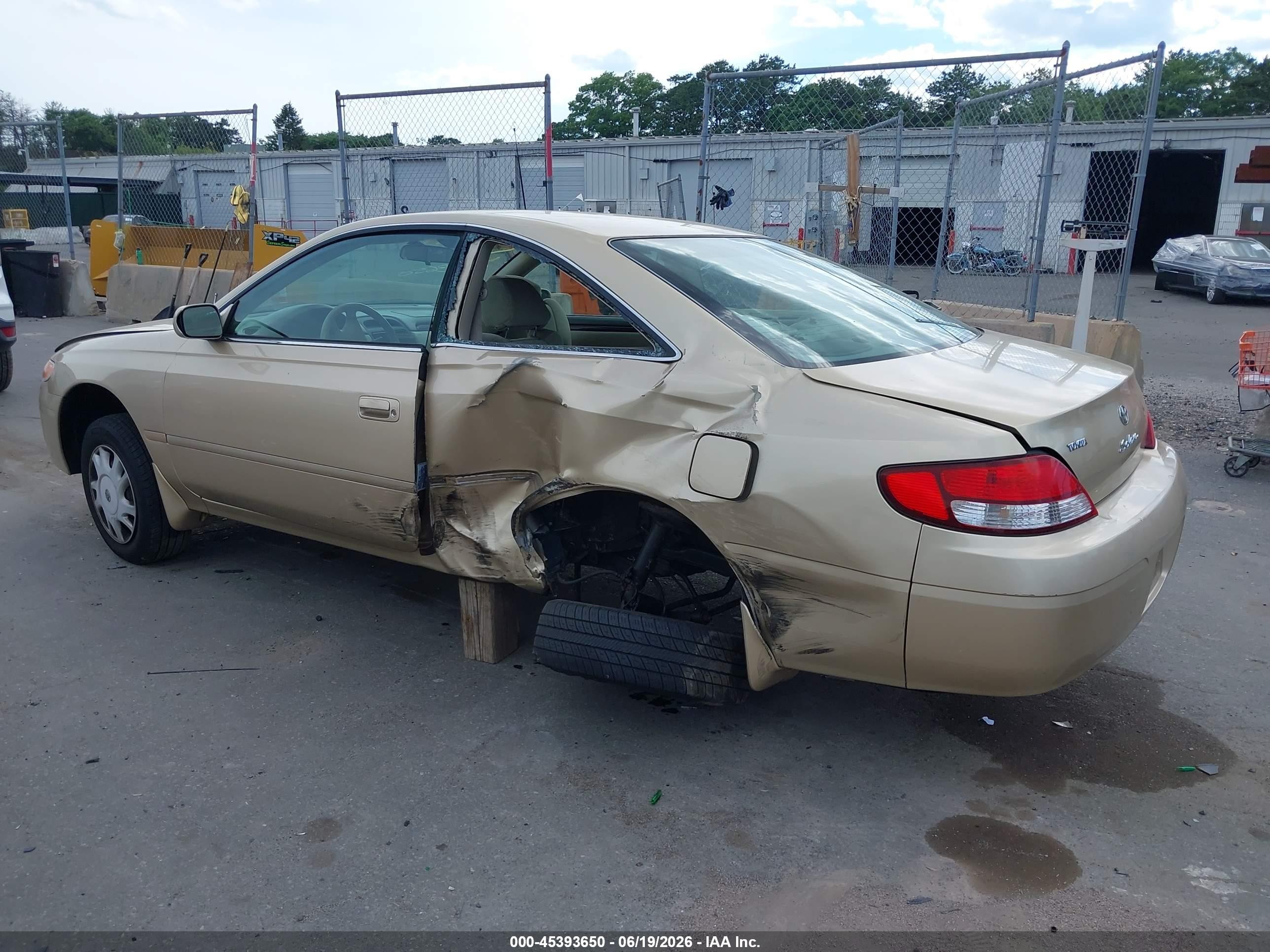 2000 Toyota Camry Solara Se Gold vin: 2T1CG22P9YC285555