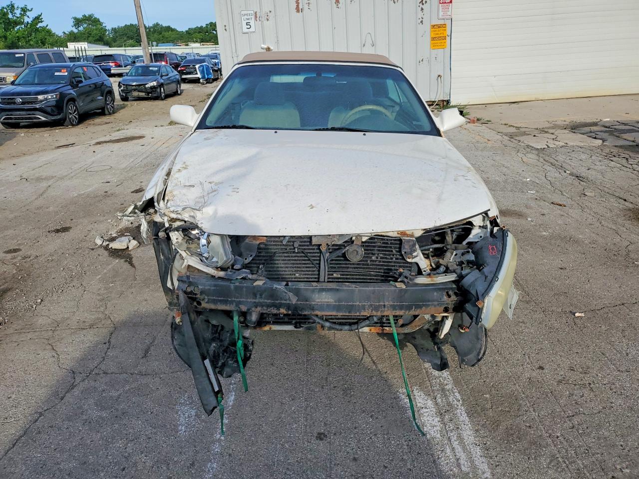 2003 Toyota Camry Solara Se White vin: 2T1FE22P83C025224