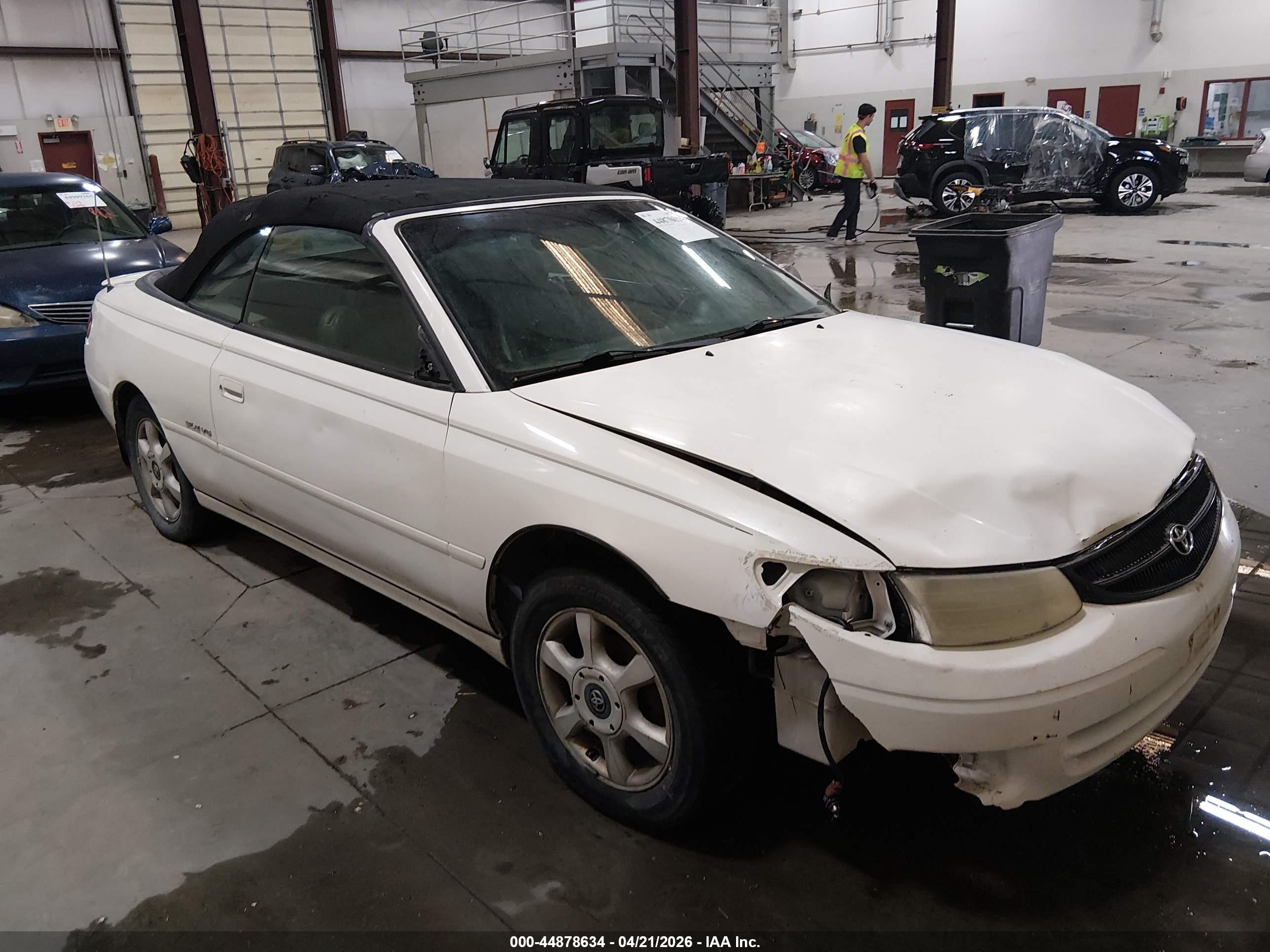 2001 Toyota Camry Solara Sle V6 White vin: 2T1FF22PX1C853902