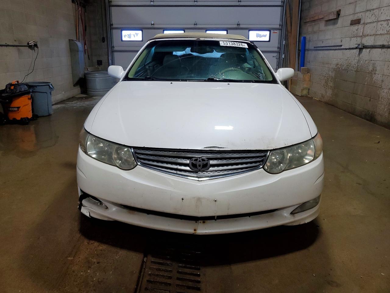 2002 Toyota Camry Solara Sle V6 White vin: 2T1FF22PX2C575536
