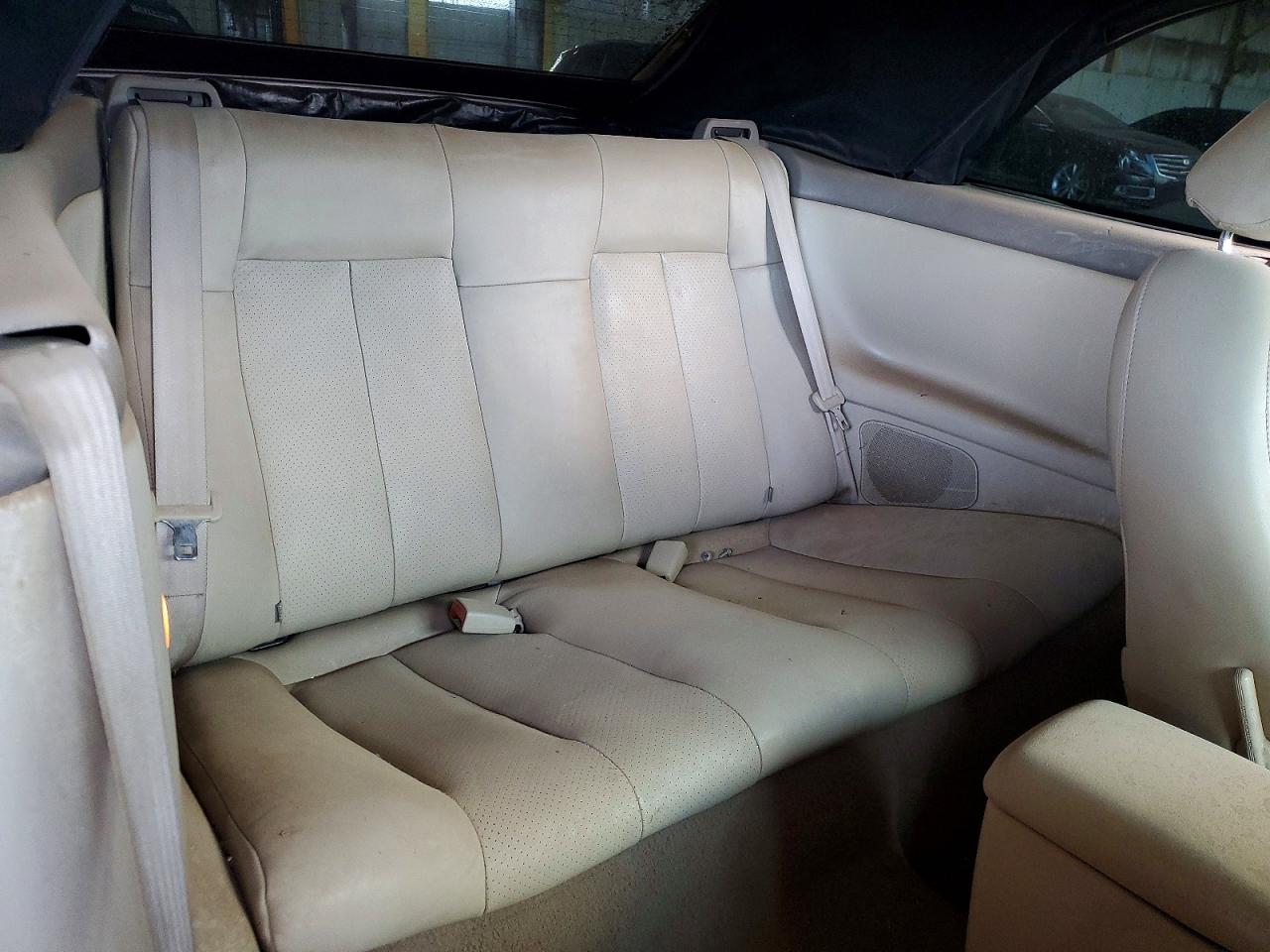 2003 Toyota Camry Solara Sle V6 White vin: 2T1FF28P83C610678