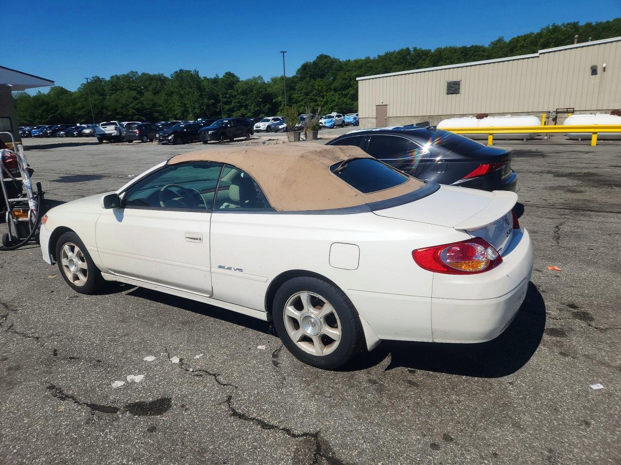2002 Toyota Camry Solara Se V6 White vin: 2T1FF28P92C885099