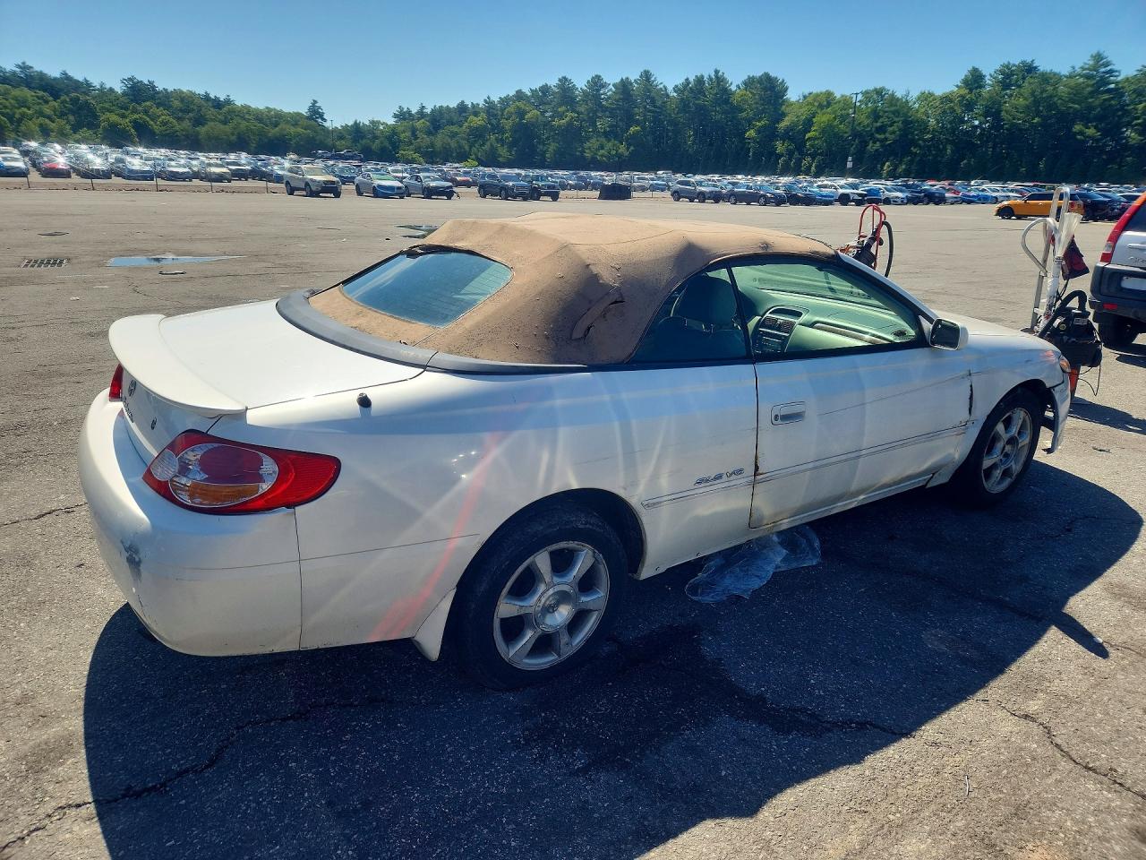 2002 Toyota Camry Solara Se V6 White vin: 2T1FF28P92C885099