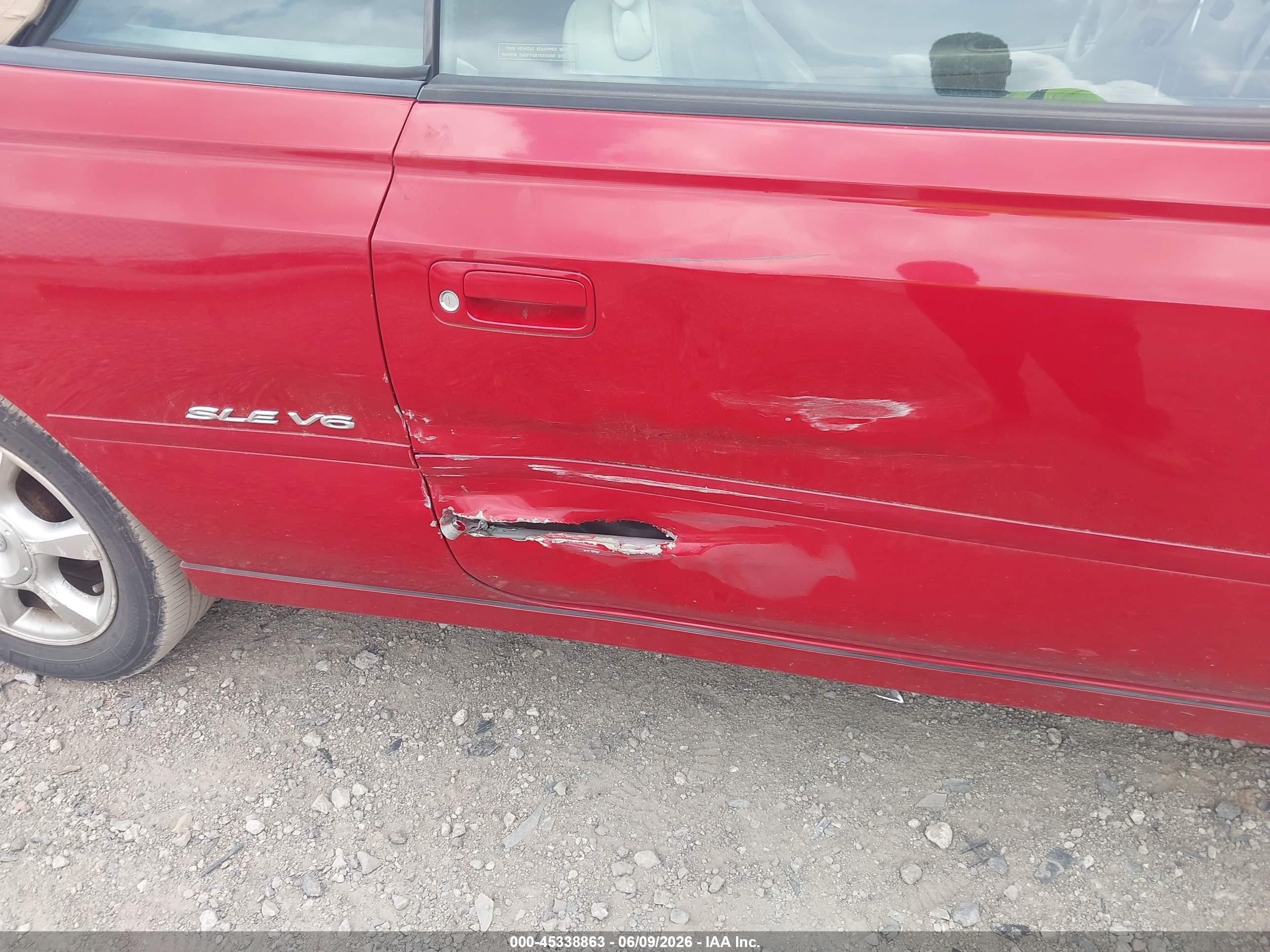 2002 Toyota Camry Solara Sle Красный vin: 2T1FF28PX2C591176