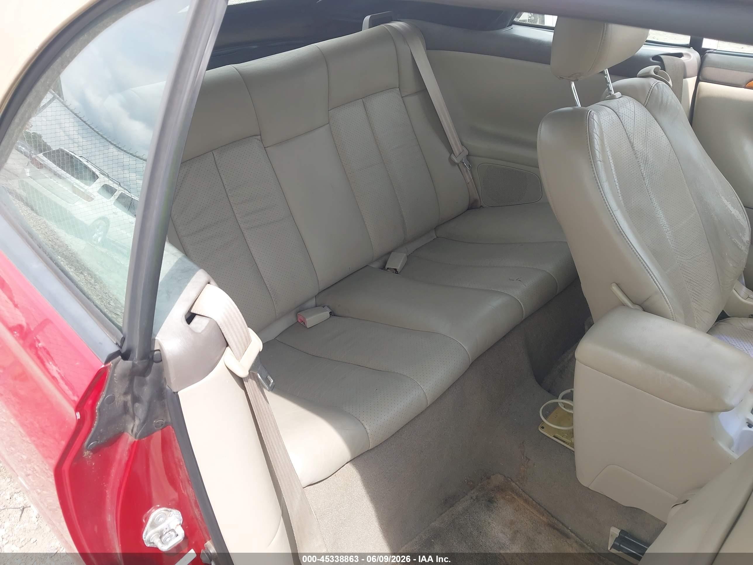 2002 Toyota Camry Solara Sle Красный vin: 2T1FF28PX2C591176