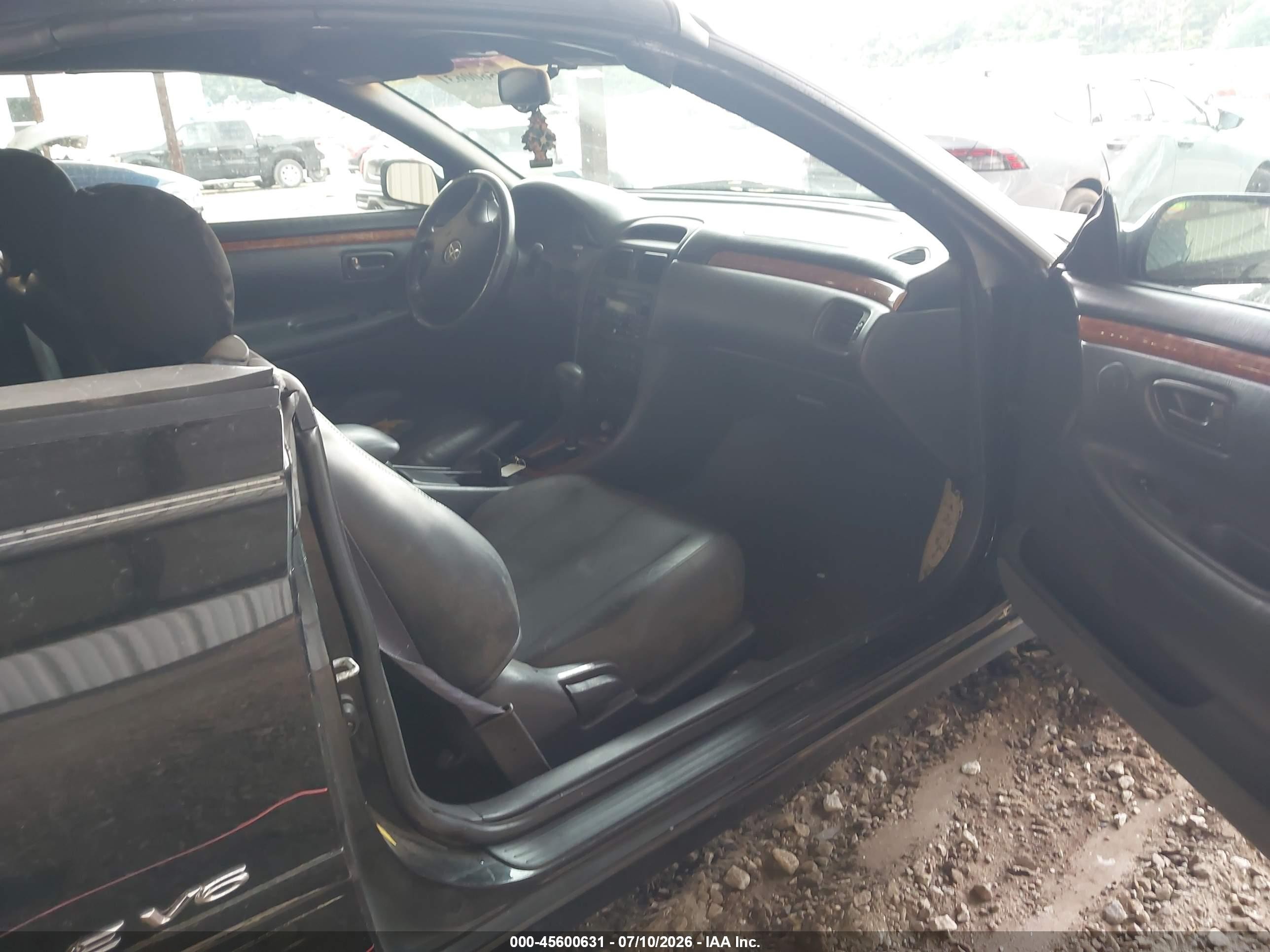 2003 Toyota Camry Solara Sle V6 Черный vin: 2T1FF28PX3C610942