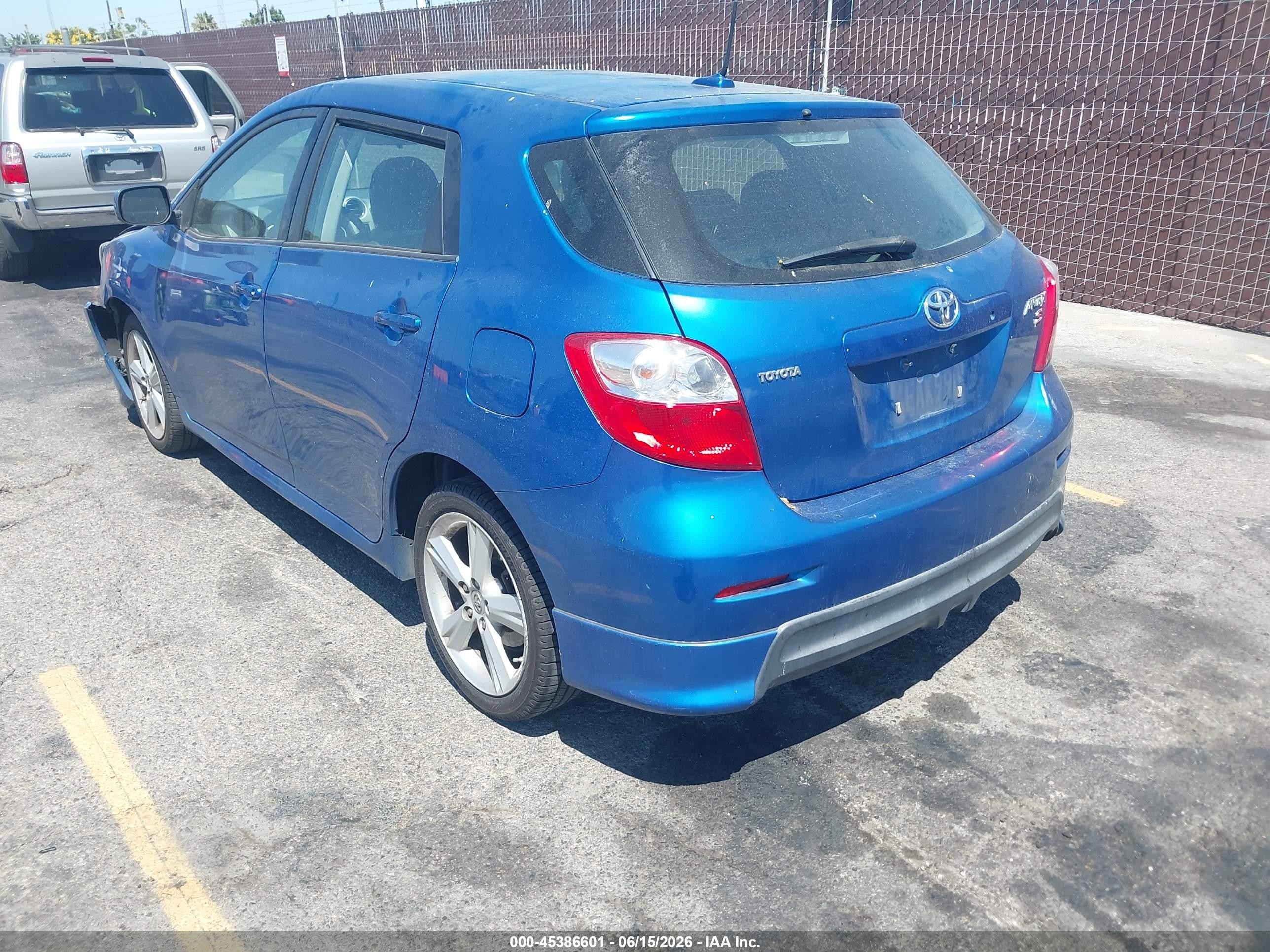 2009 Toyota Matrix S White vin: 2T1KE40E19C013713