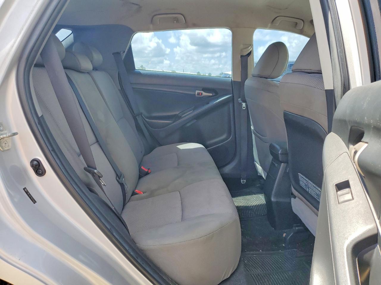 2009 Toyota Matrix S Silver vin: 2T1KE40E19C020404