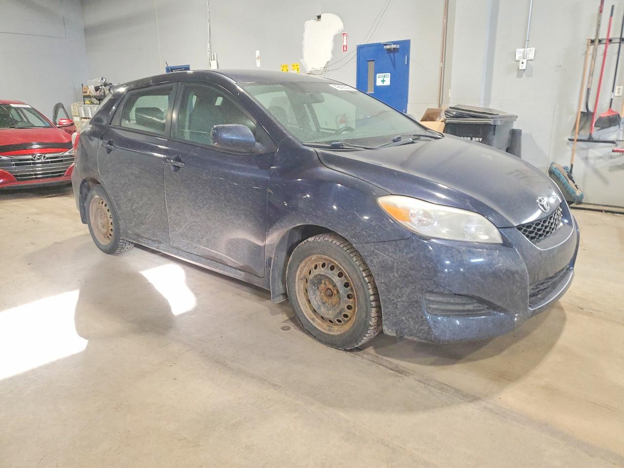 2009 Toyota Corolla Matrix S Blue vin: 2T1KE40E29C008455