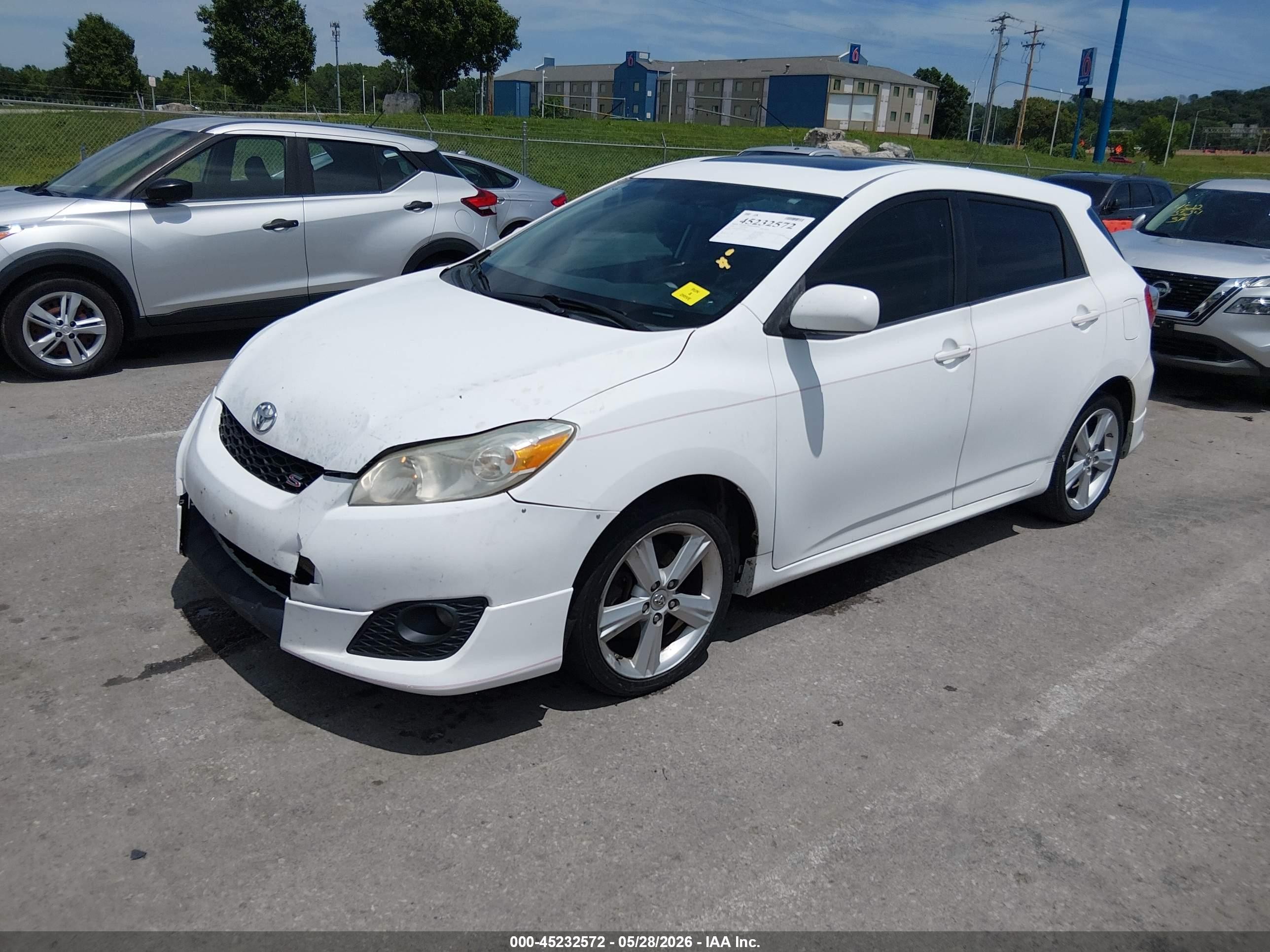 2009 Toyota Matrix S White vin: 2T1KE40E29C015566