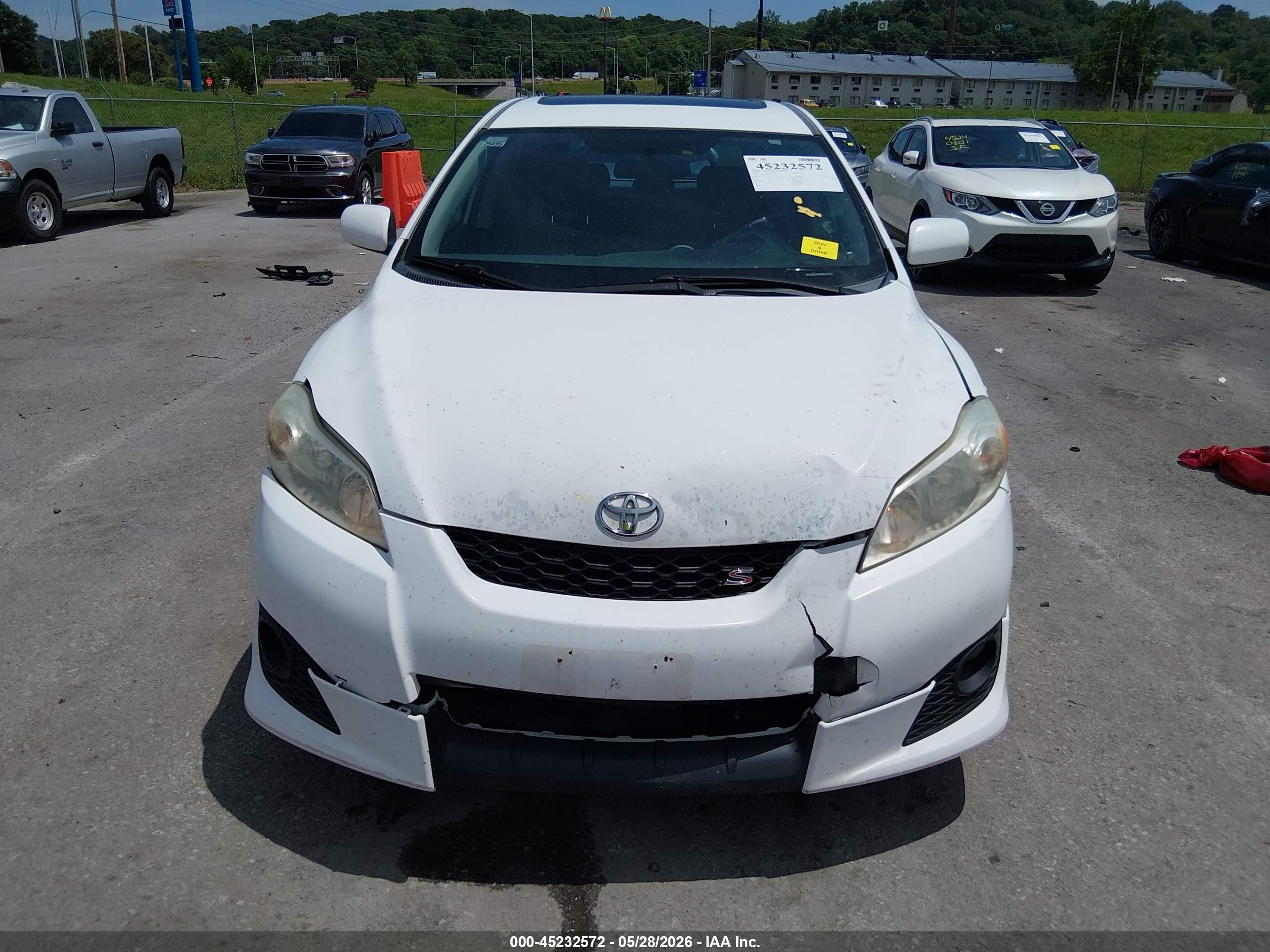 2009 Toyota Matrix S White vin: 2T1KE40E29C015566