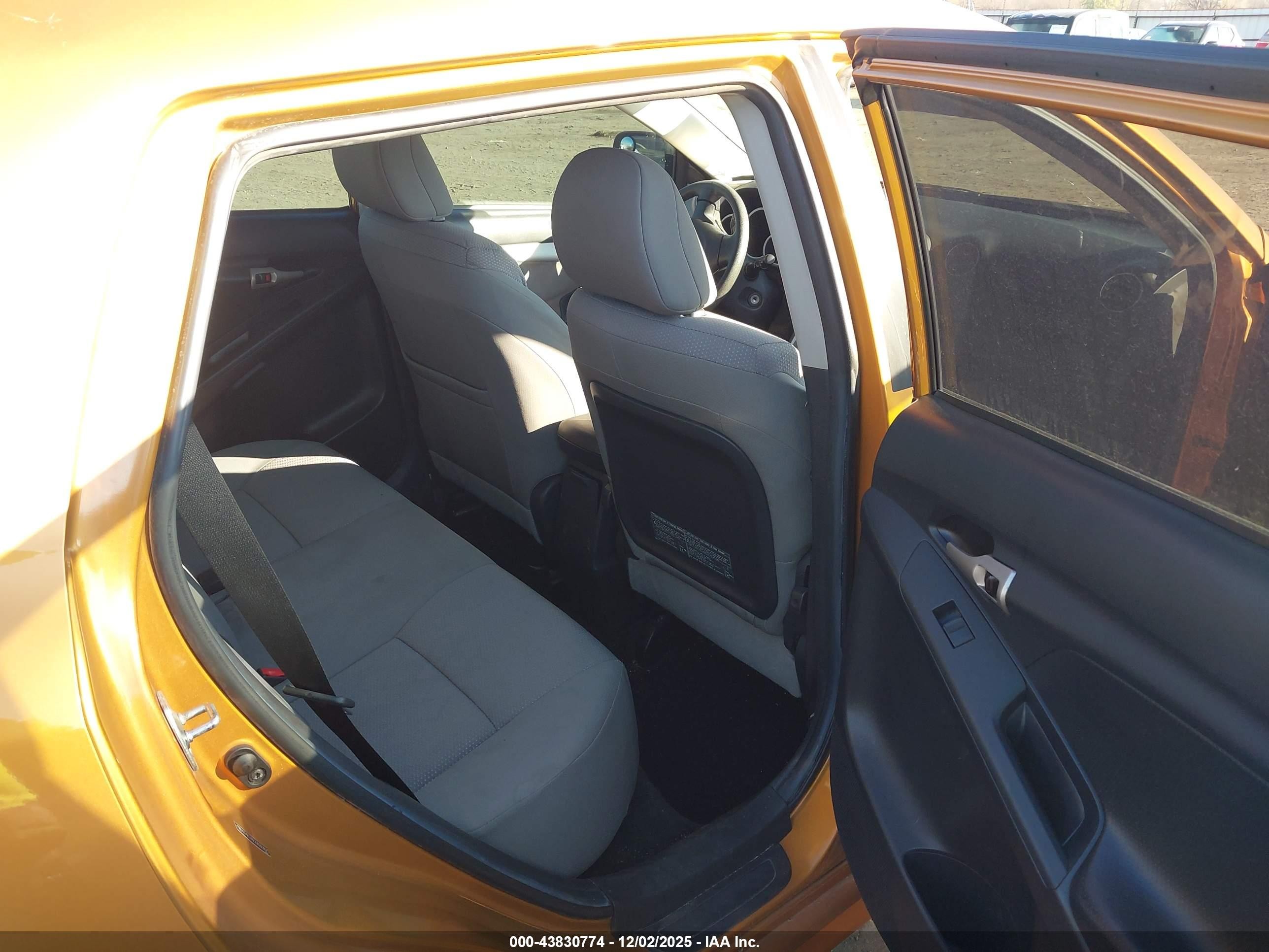 2009 Toyota Matrix S Orange vin: 2T1KE40E29C023621