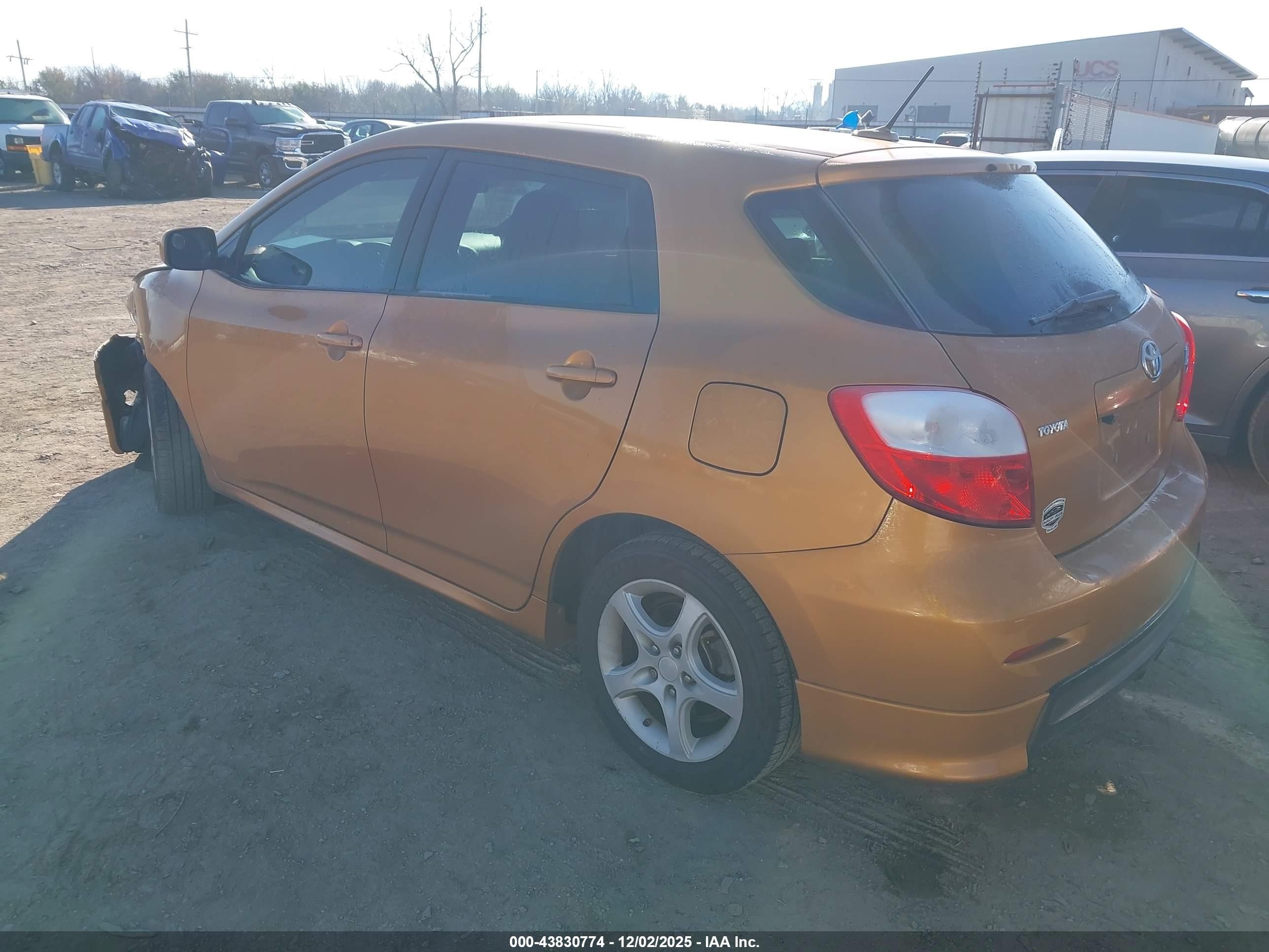 2009 Toyota Matrix S Orange vin: 2T1KE40E29C023621