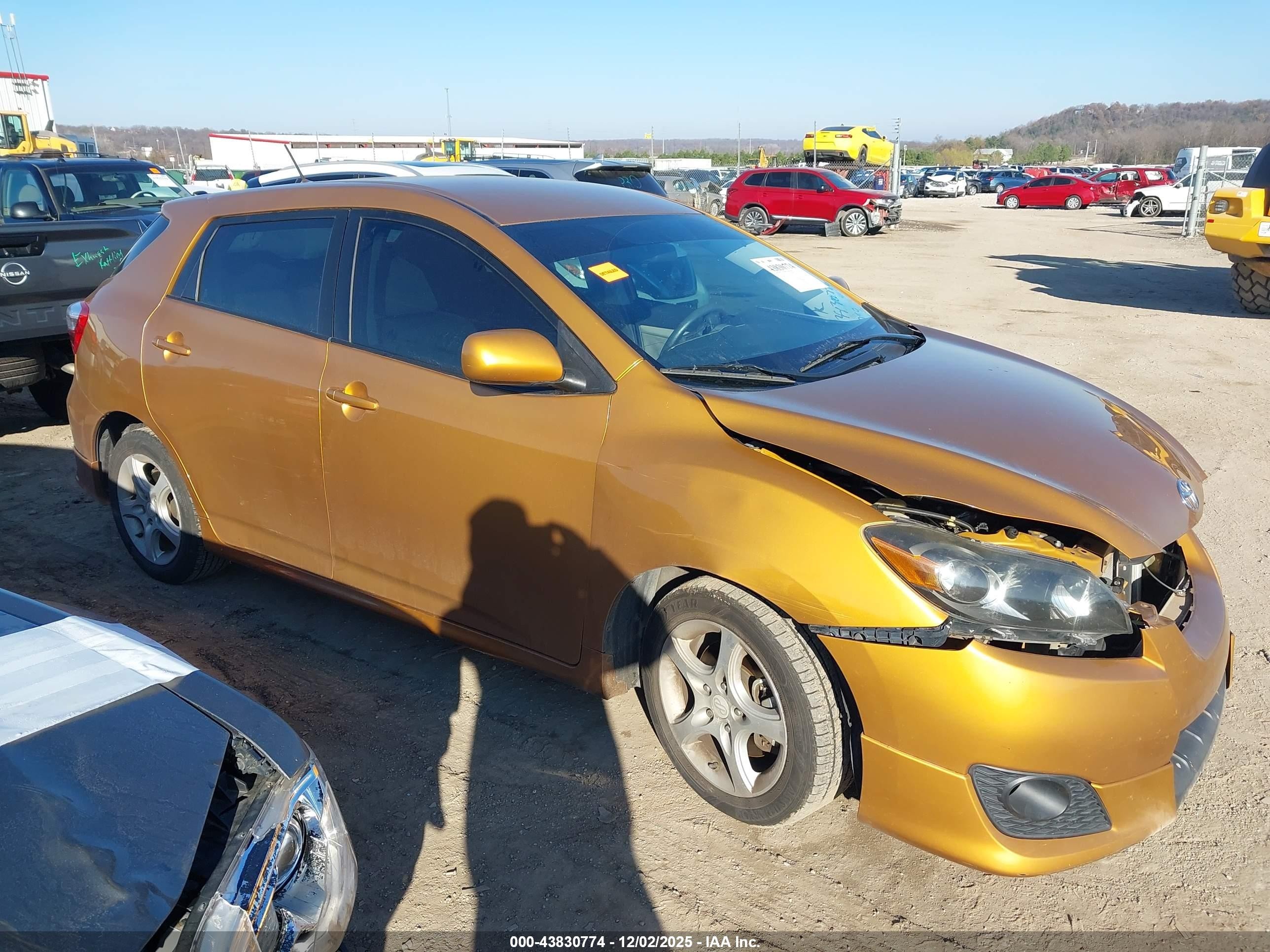 2009 Toyota Matrix S Orange vin: 2T1KE40E29C023621