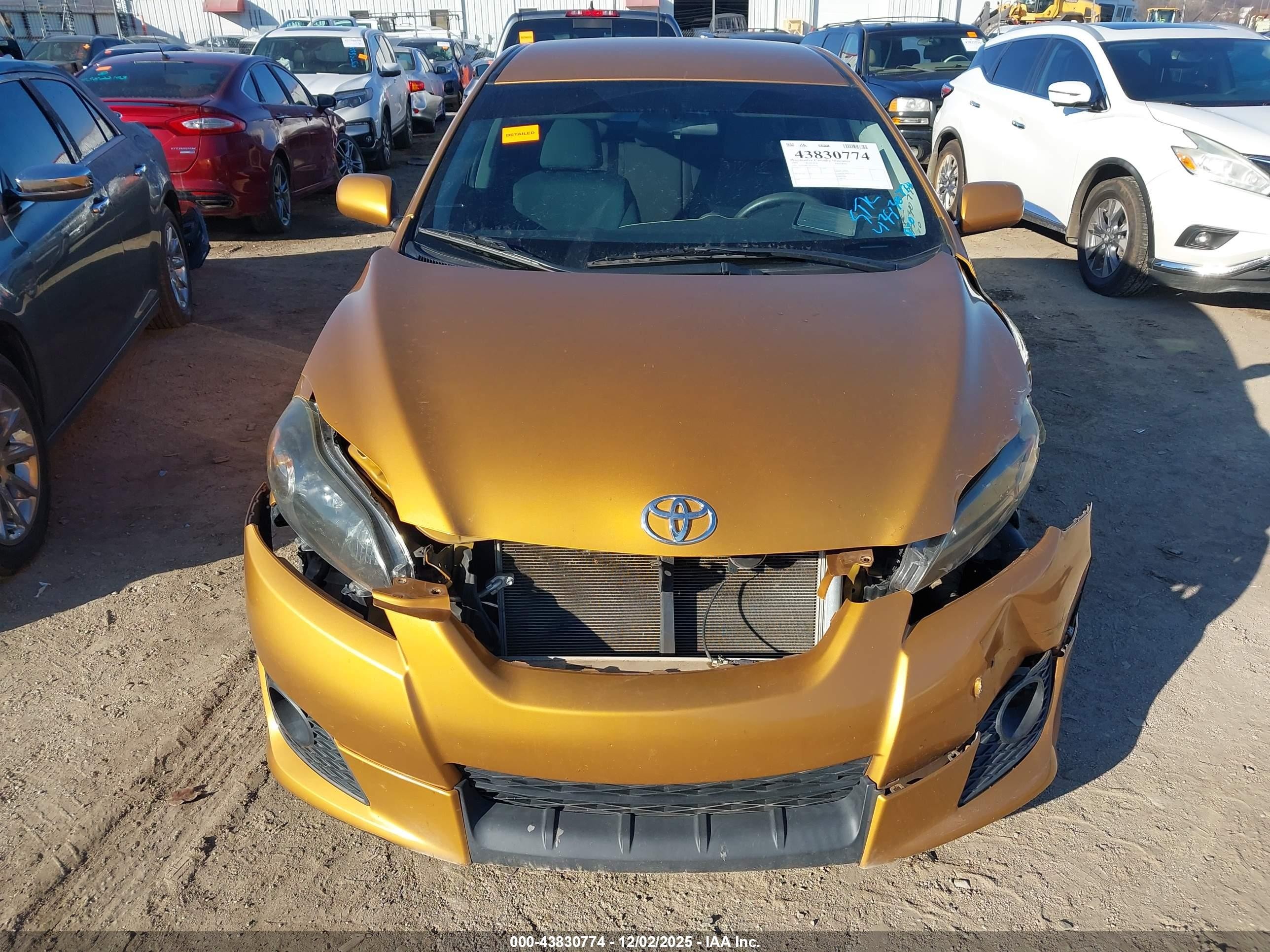 2009 Toyota Matrix S Orange vin: 2T1KE40E29C023621